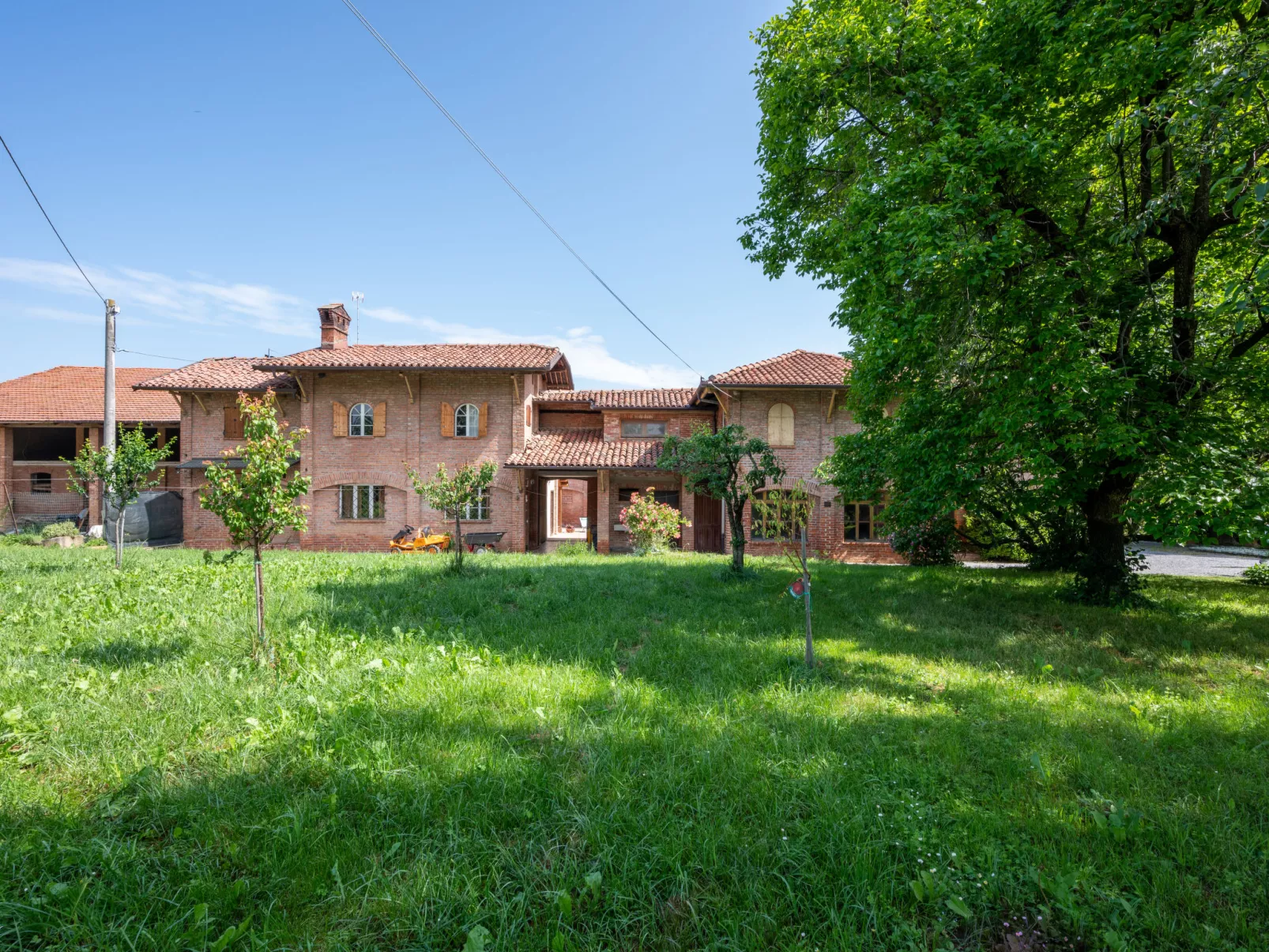 La Quercia-Outside