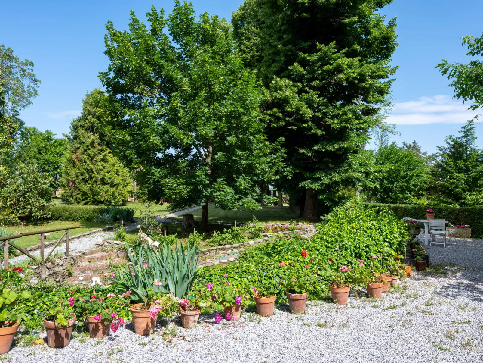 La Quercia-Outside