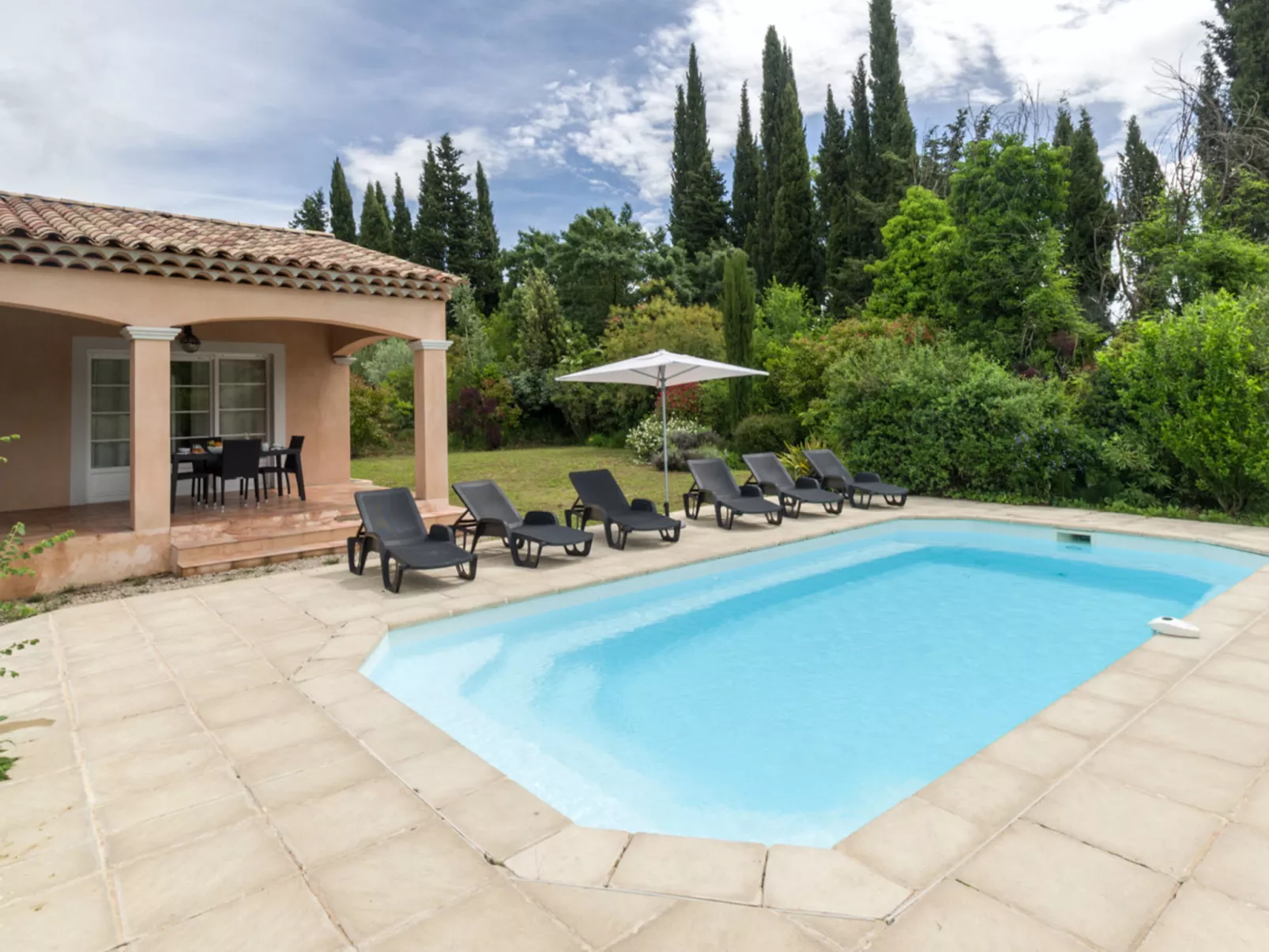 Domaine de Camiole-Outside