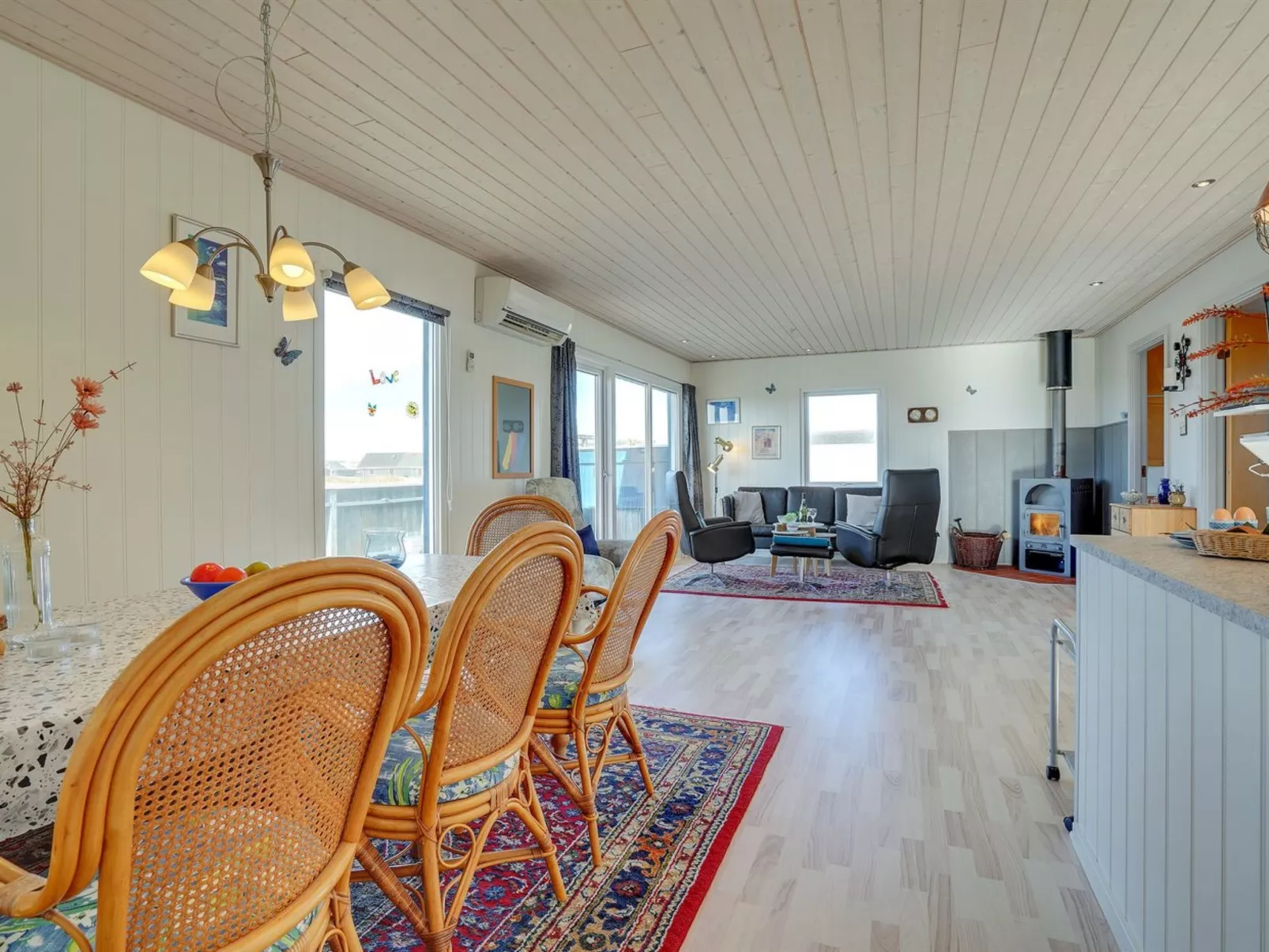 "Soyala" - 400m from the sea-Inside