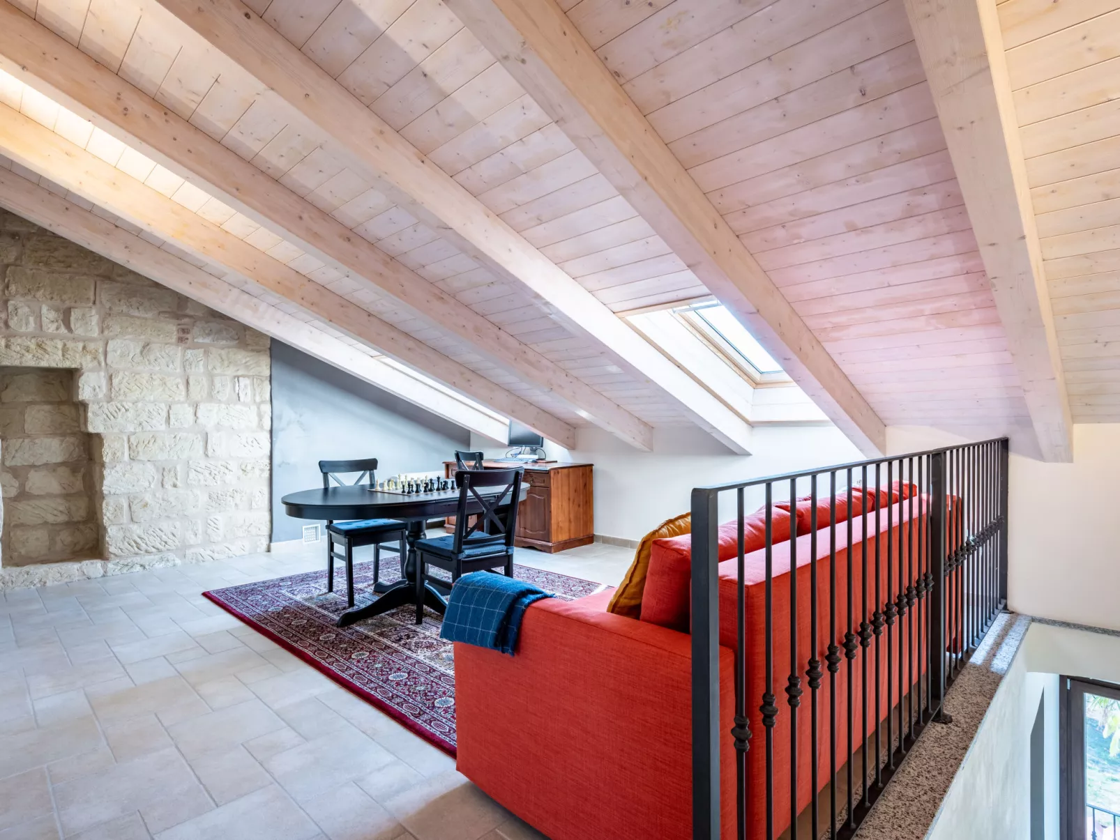 Casa Chiara (SIC400)-Inside