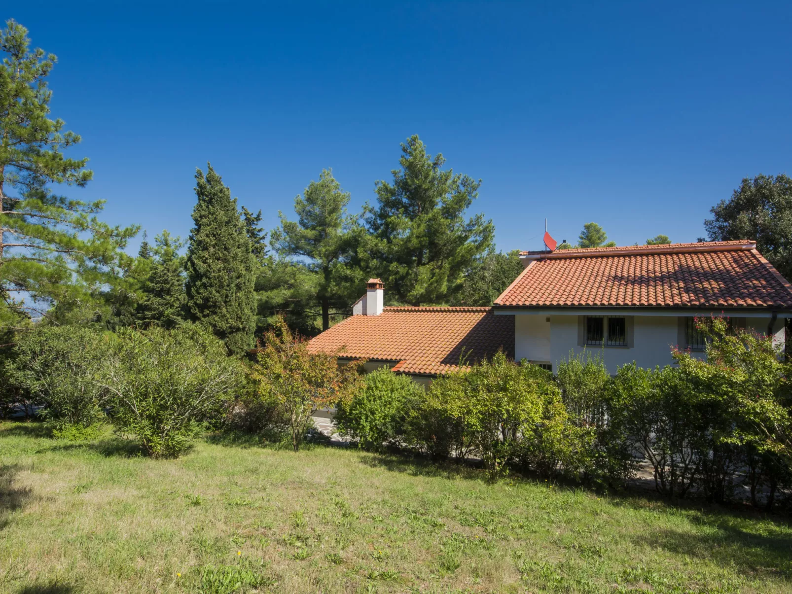 La Casa Vivente-Outside