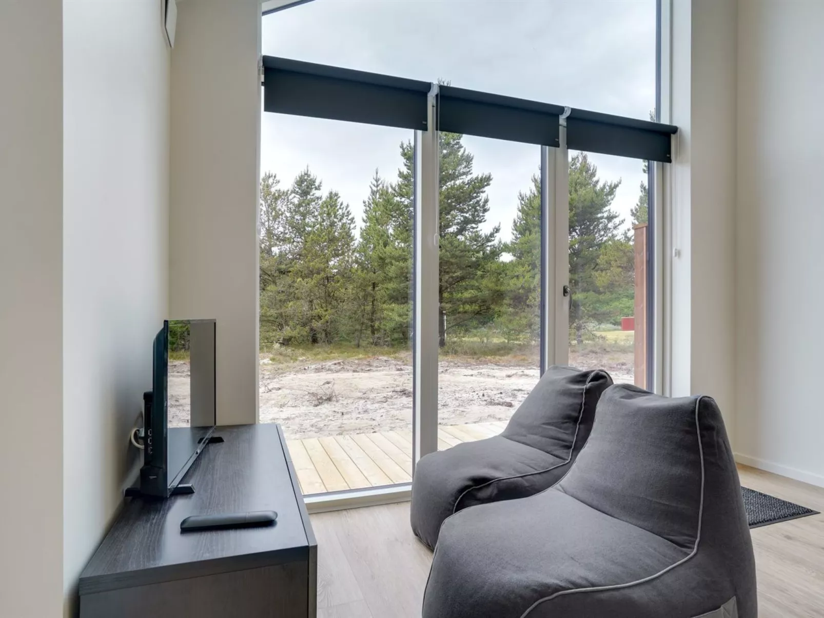 "Heidi" - 1km from the sea-Inside