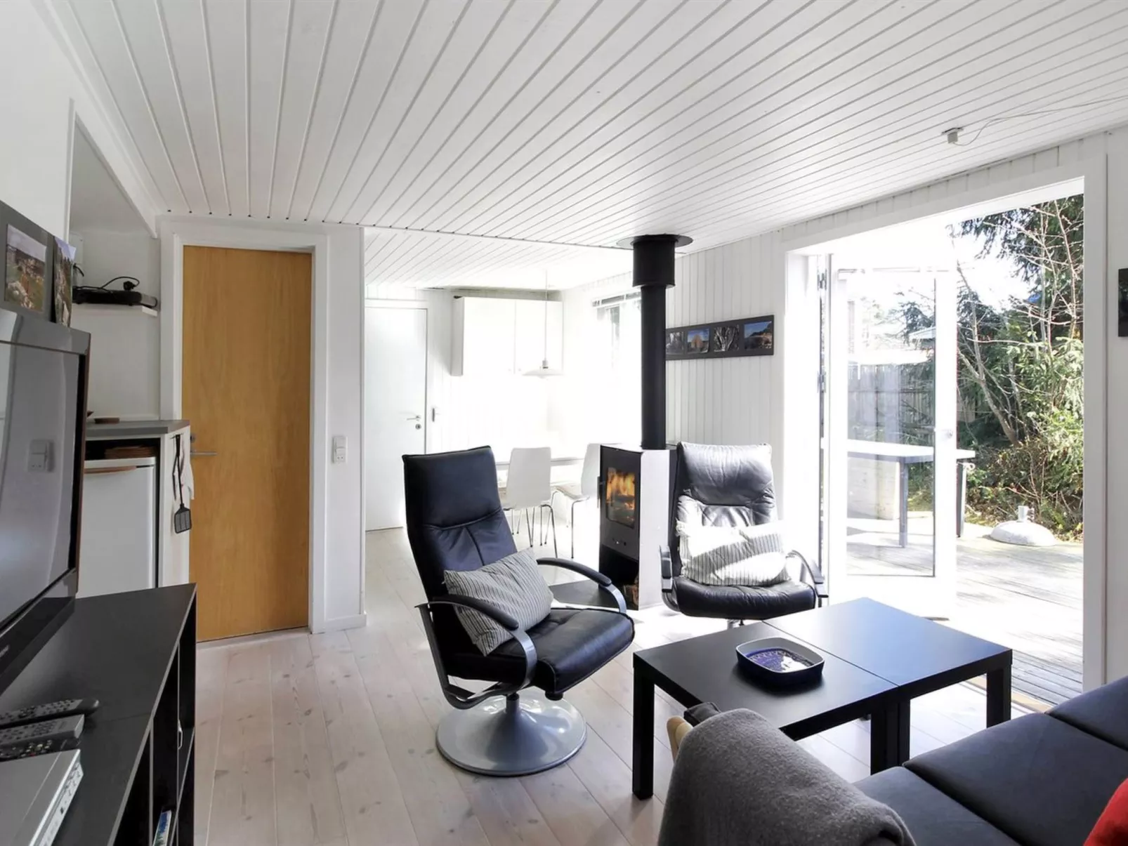 "Evert" - 250m from the sea-Drinnen