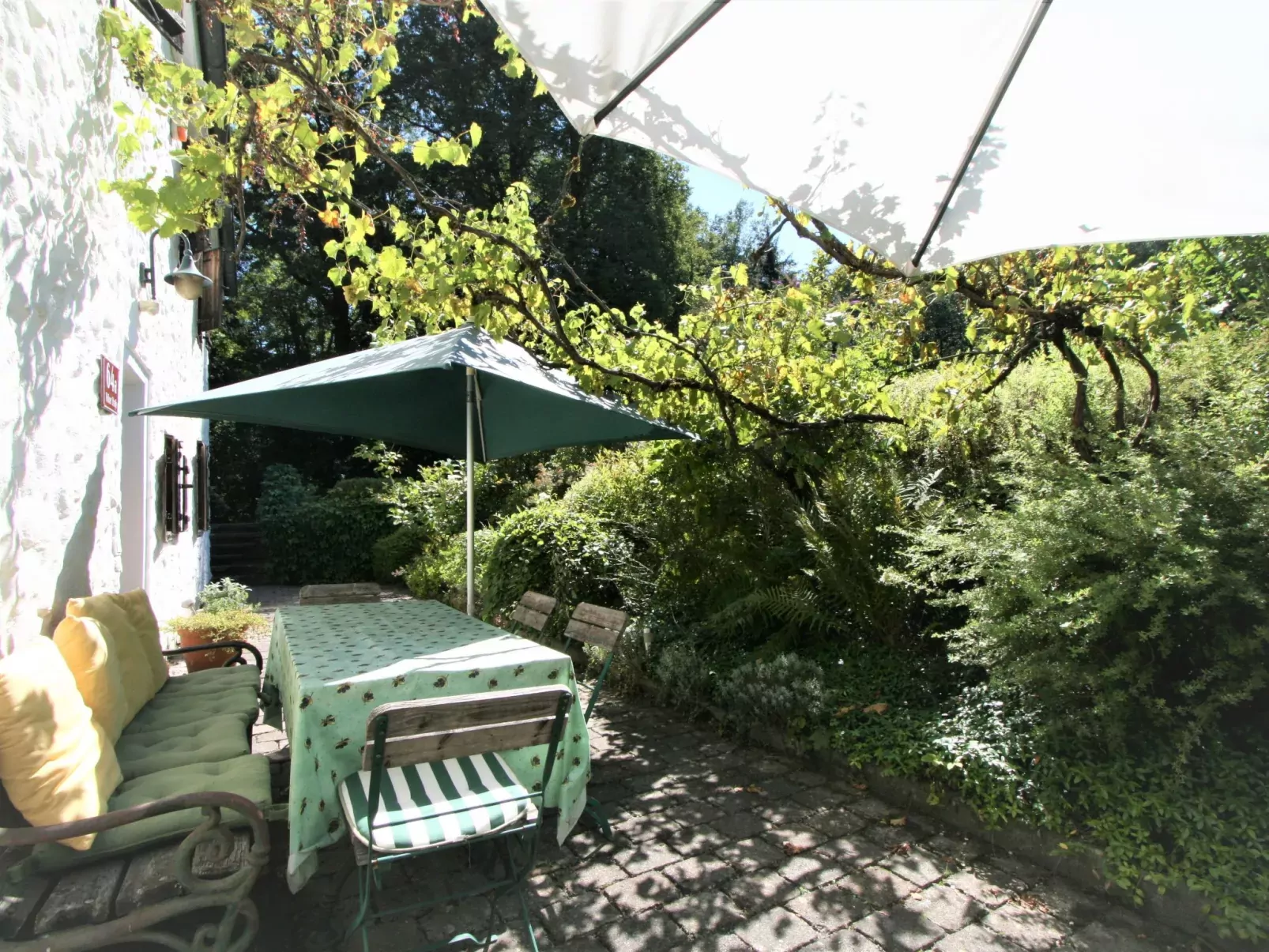 Vogelhütte-Outside
