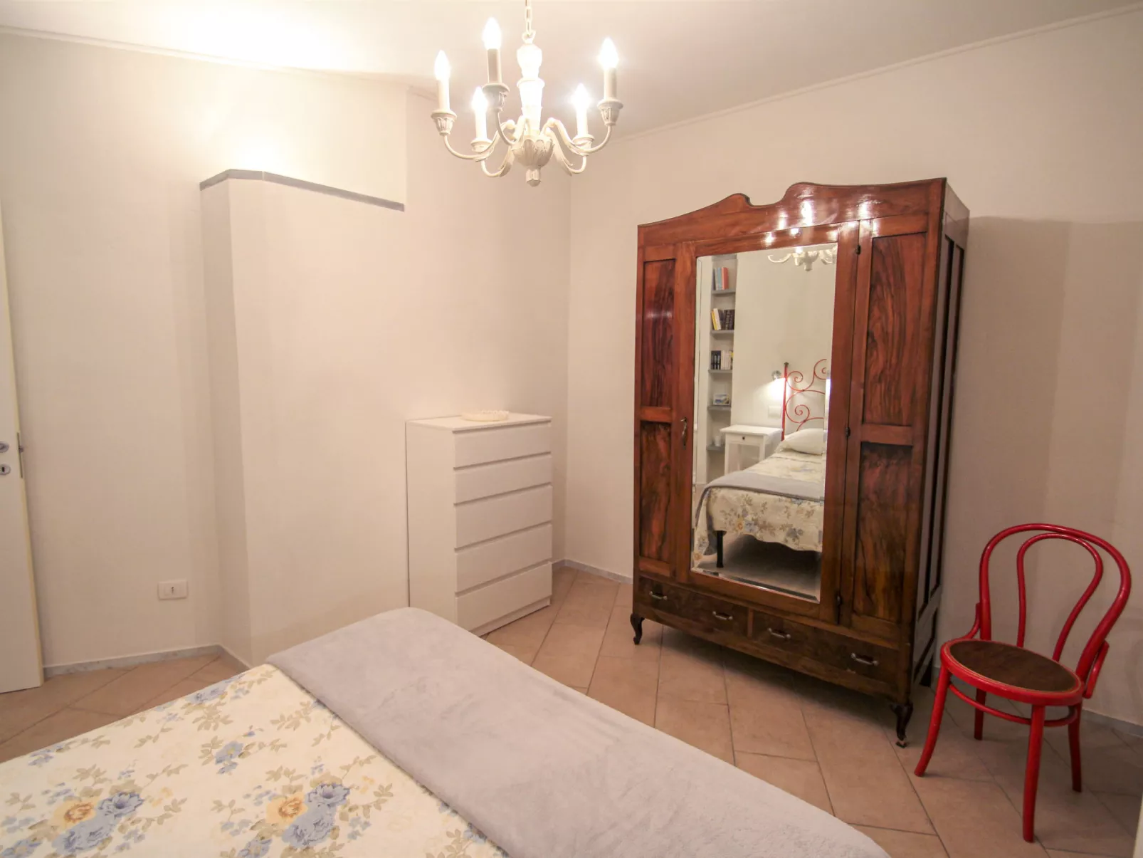 Casa Melograno-Inside