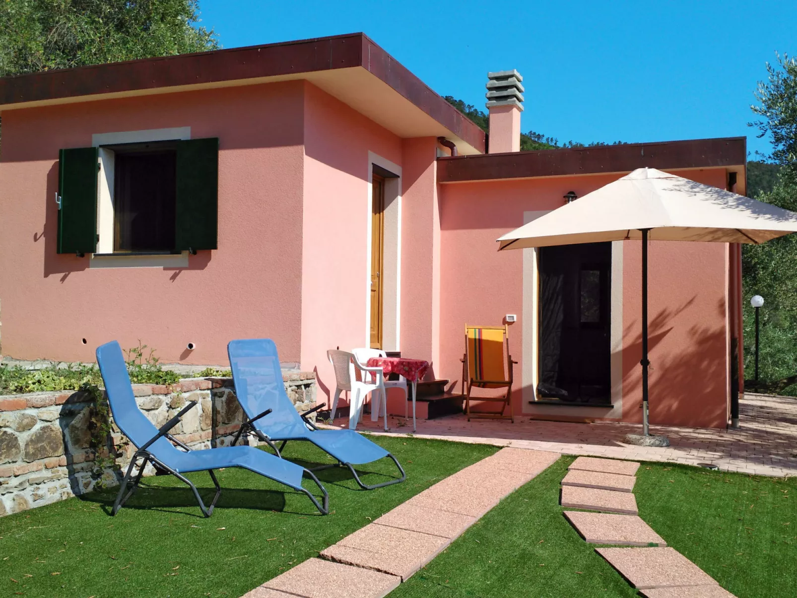 Villetta Linara-Outside