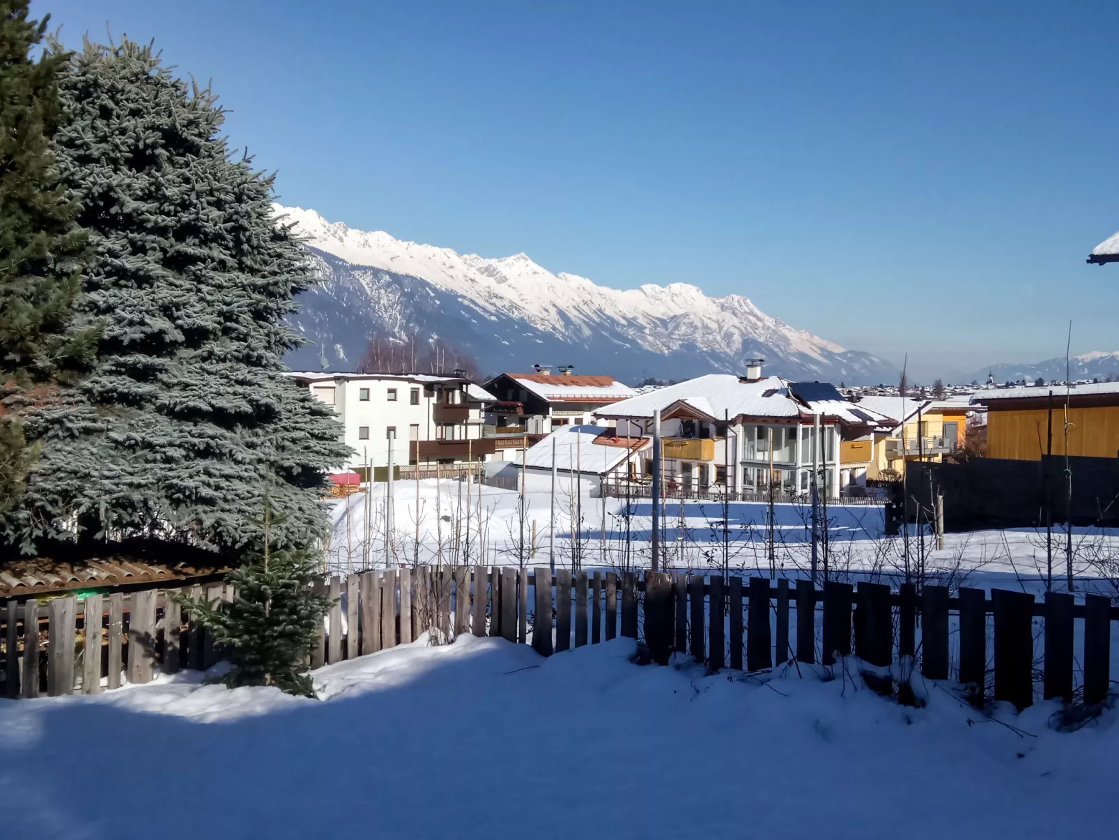 Chalet Karin-Outside