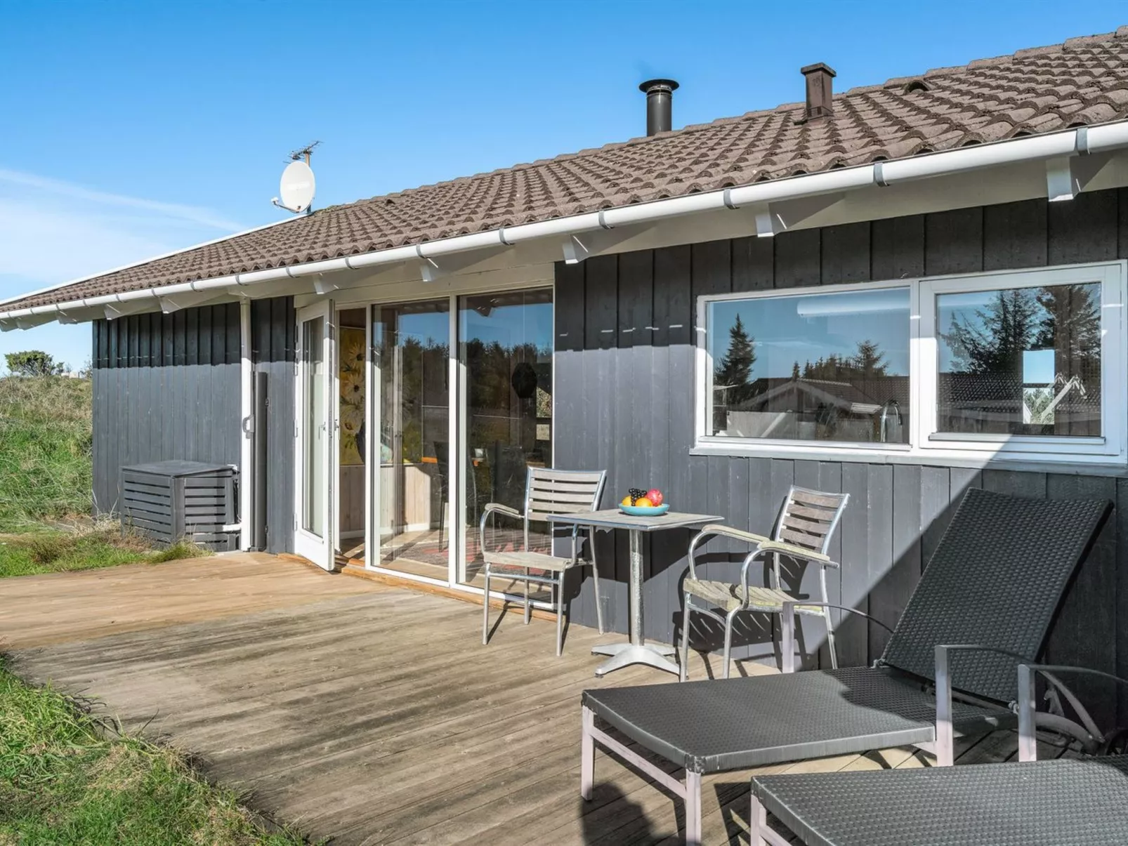 "Bothilda" - 660m from the sea-Drinnen