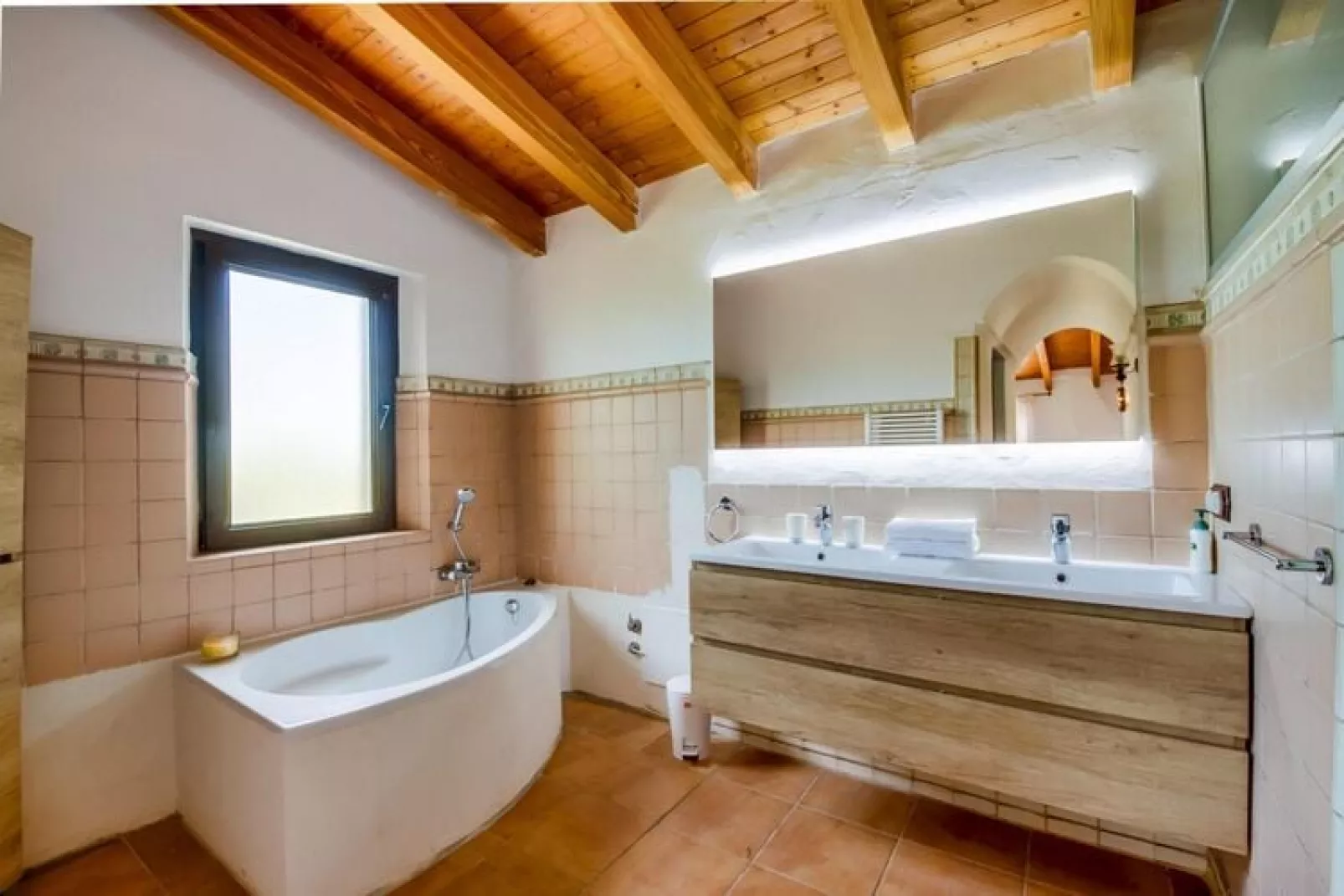 Finca Kiana-Bathroom