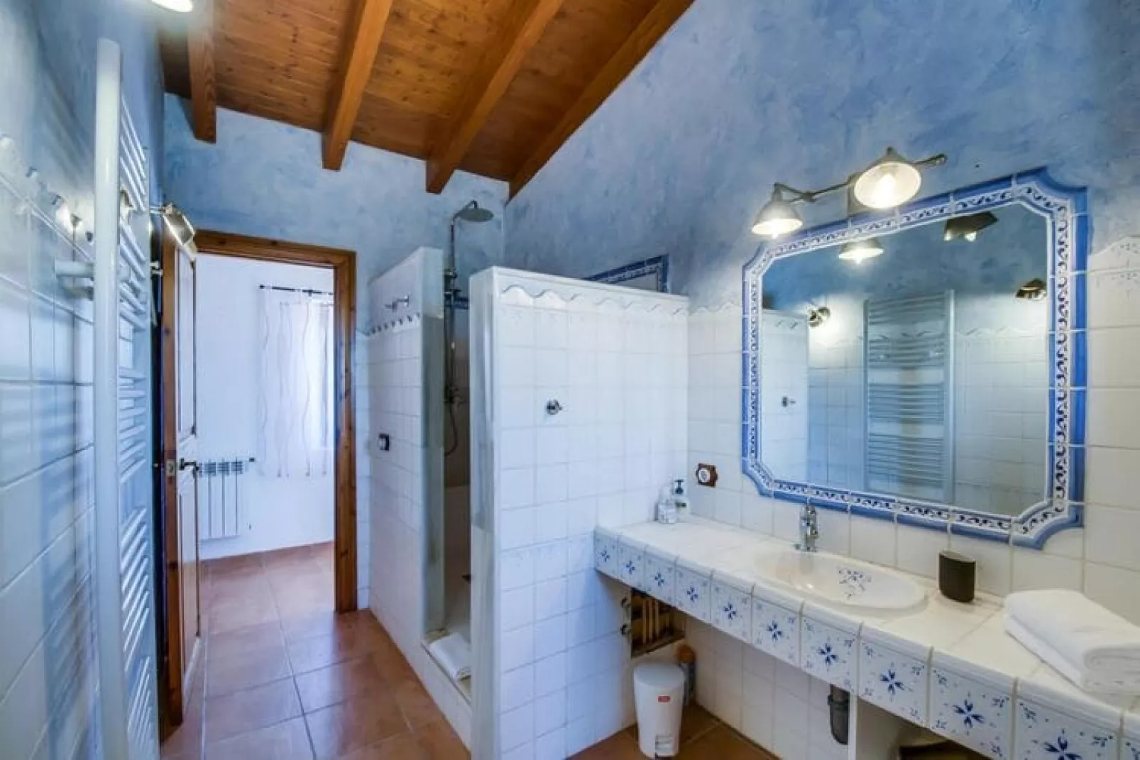 Finca Kiana-Bathroom