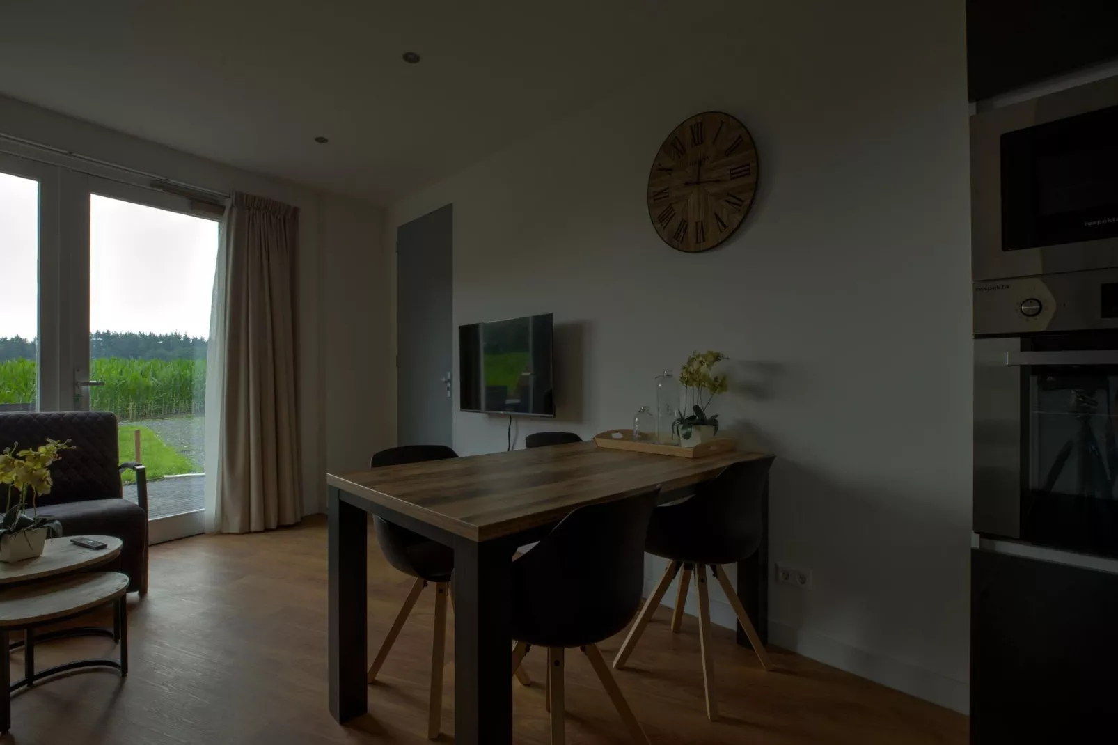 NR 2-Esszimmer