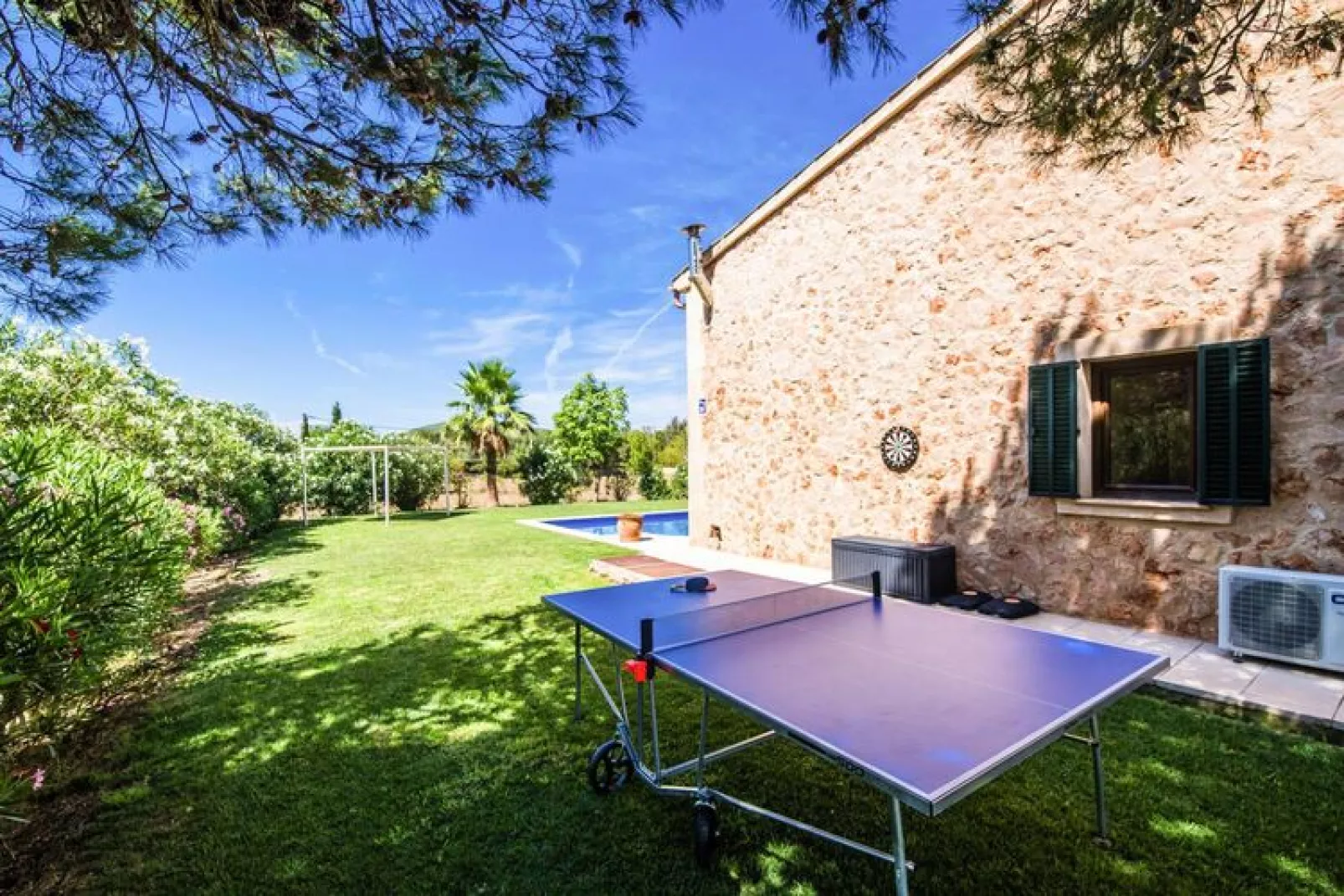 Finca Kiana-Gardens summer