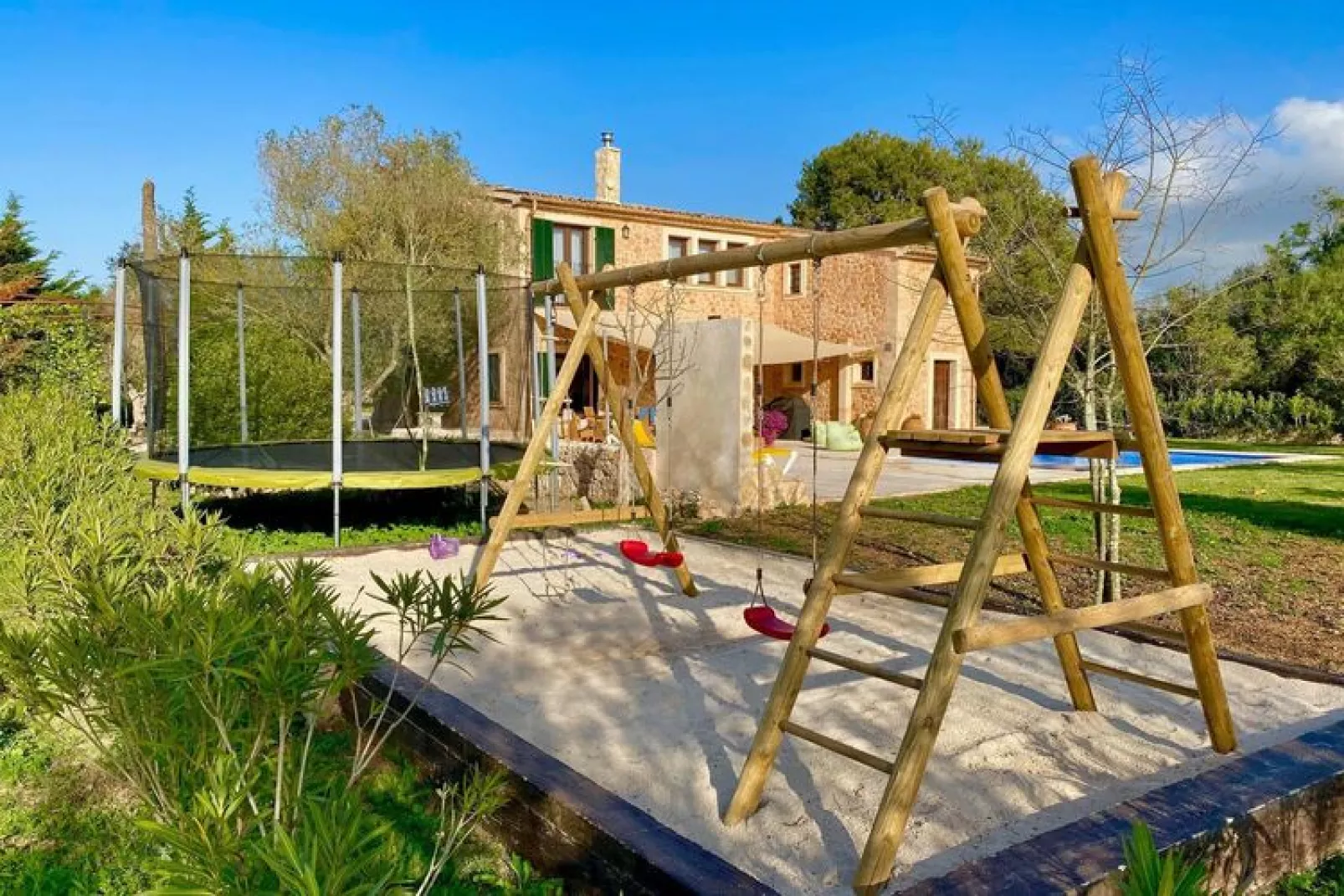 Finca Kiana-Gardens summer