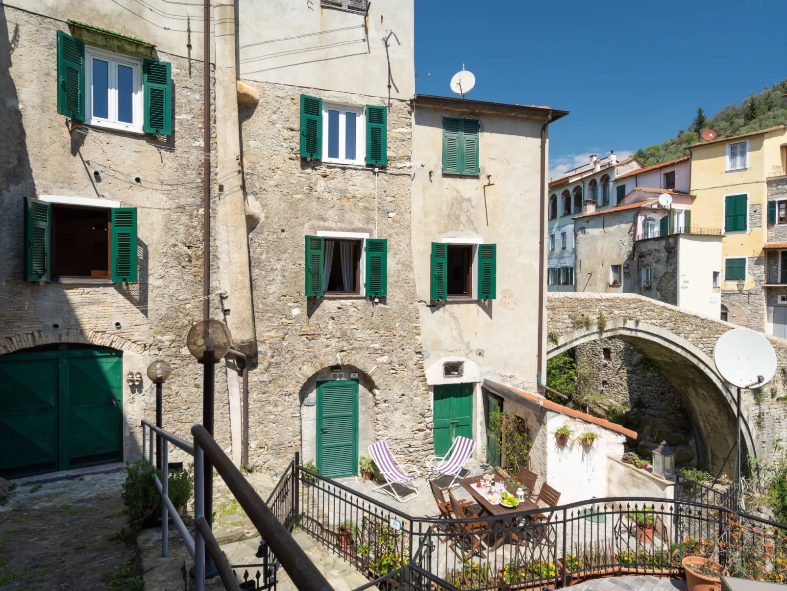 Ca du Ponte-Outside