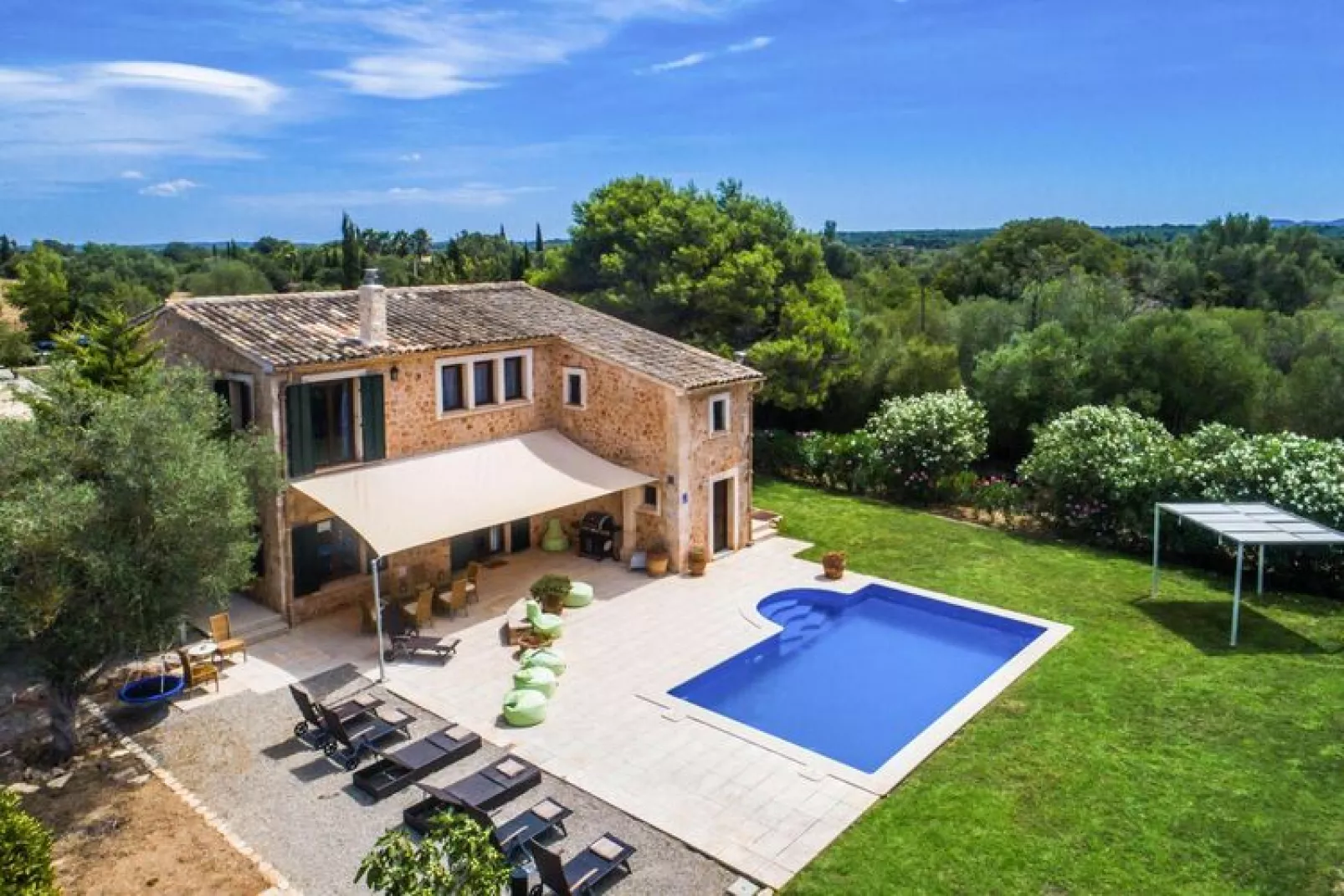 Finca Kiana-Exterior summer