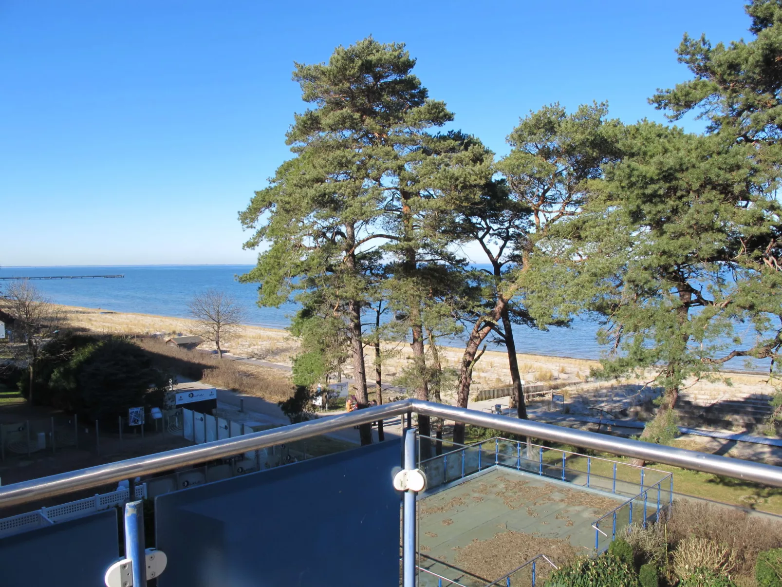 Blaumuschel (LUB108)-Outside