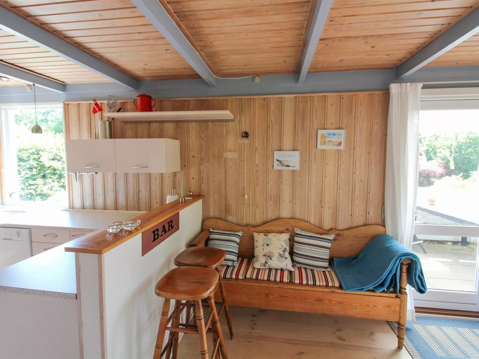 "Anni" - 250m from the sea-Inside