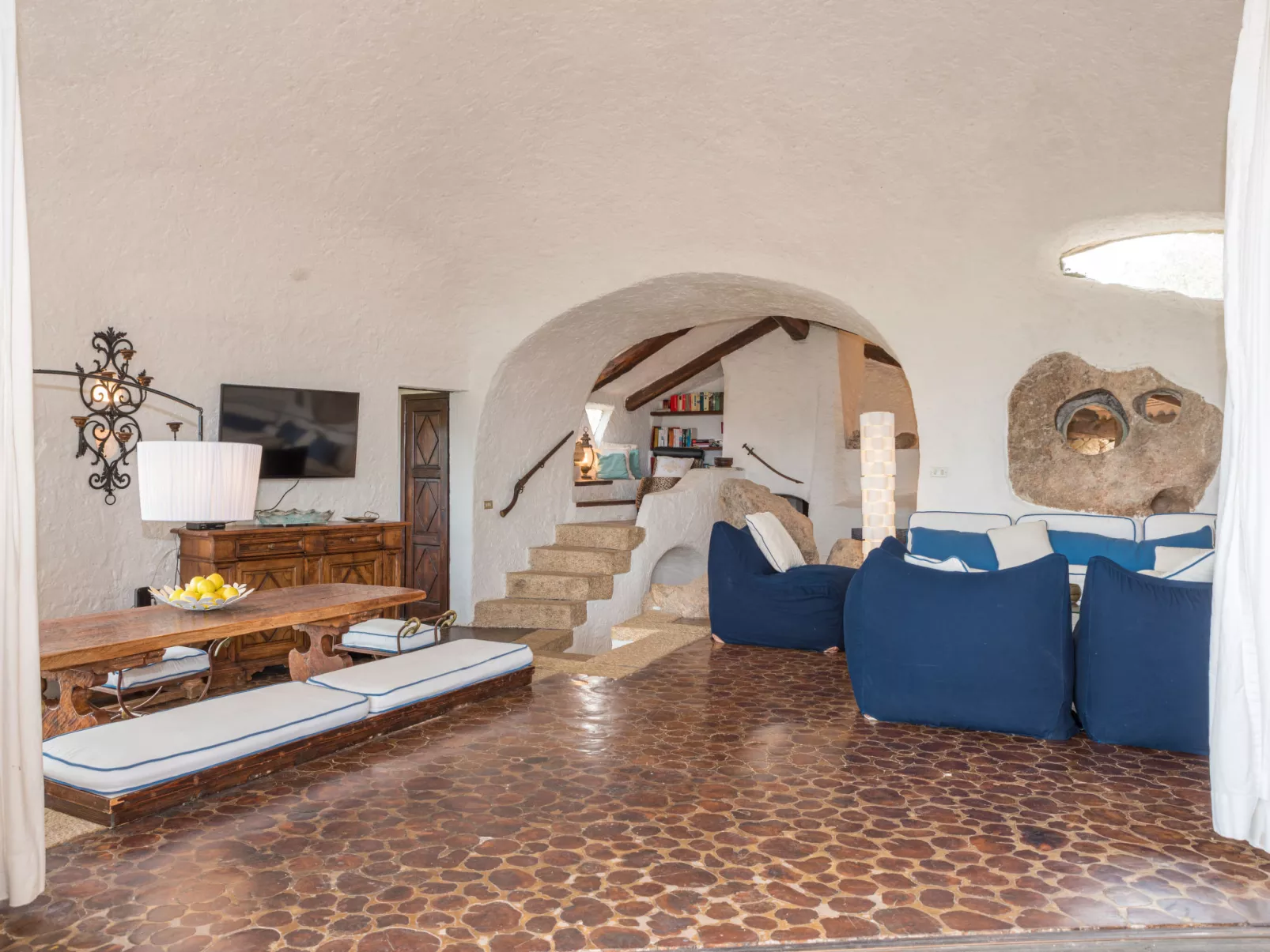 Roccia di Volpe-Inside