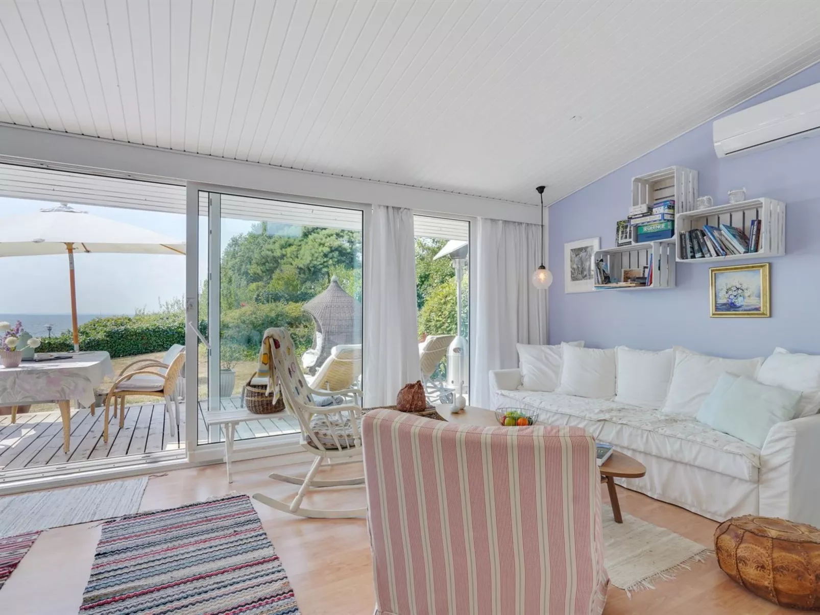 "Daike" - 25m from the sea-Inside