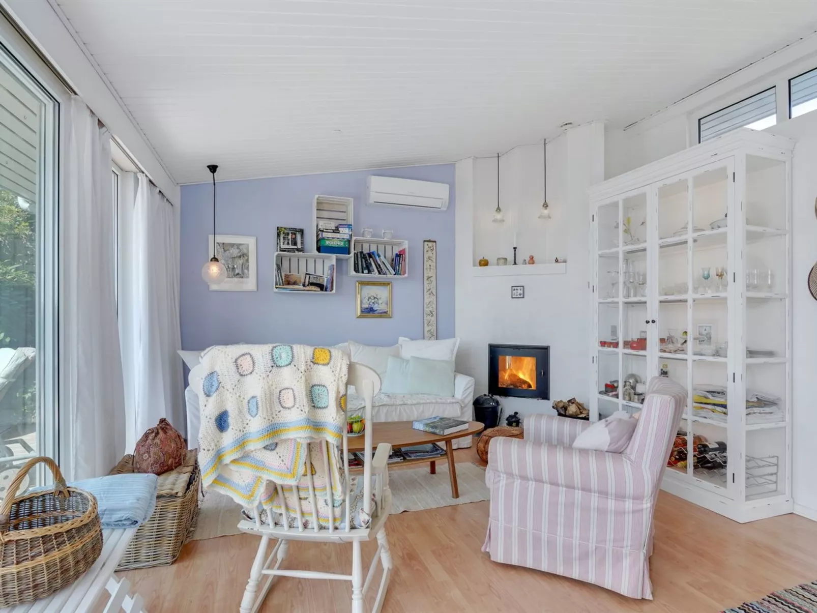 "Daike" - 25m from the sea-Inside