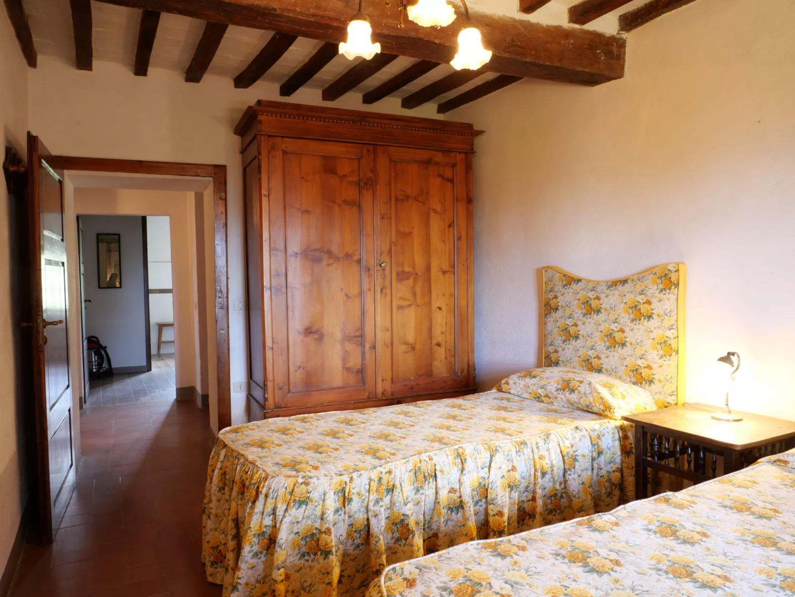 La Torre-Inside