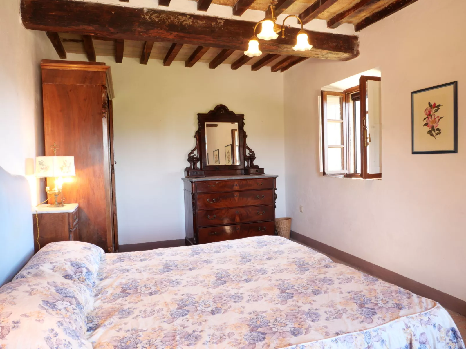 La Torre-Inside