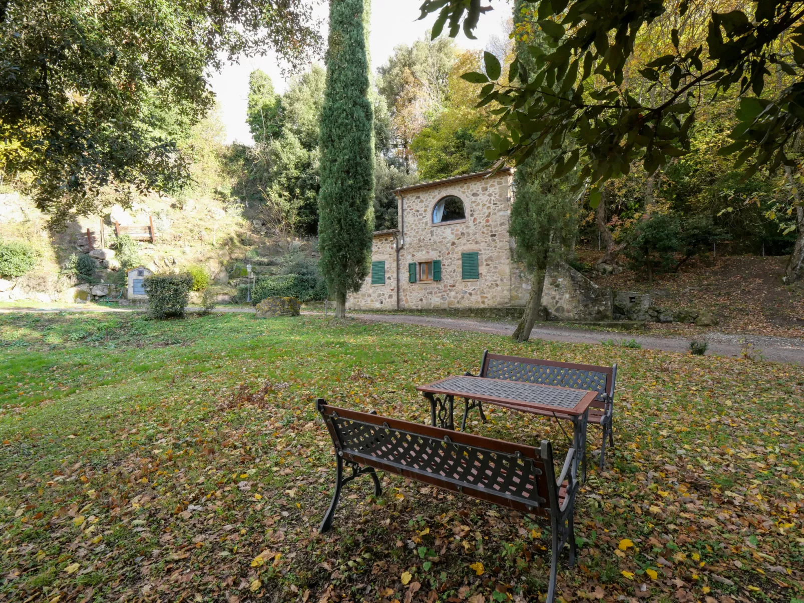 Il Pozzo-Outside