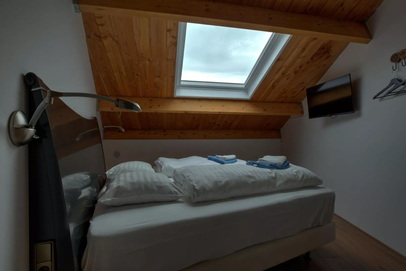 NR 3-Bedroom
