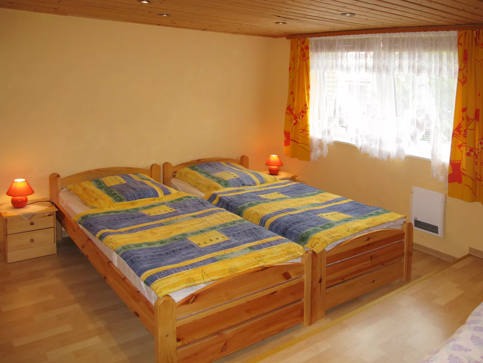 Old Hüsung (MUZ326)-Inside