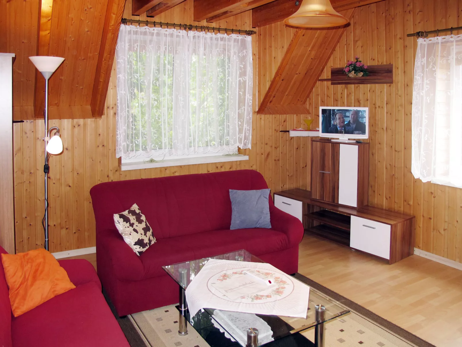 Old Hüsung (MUZ328)-Inside