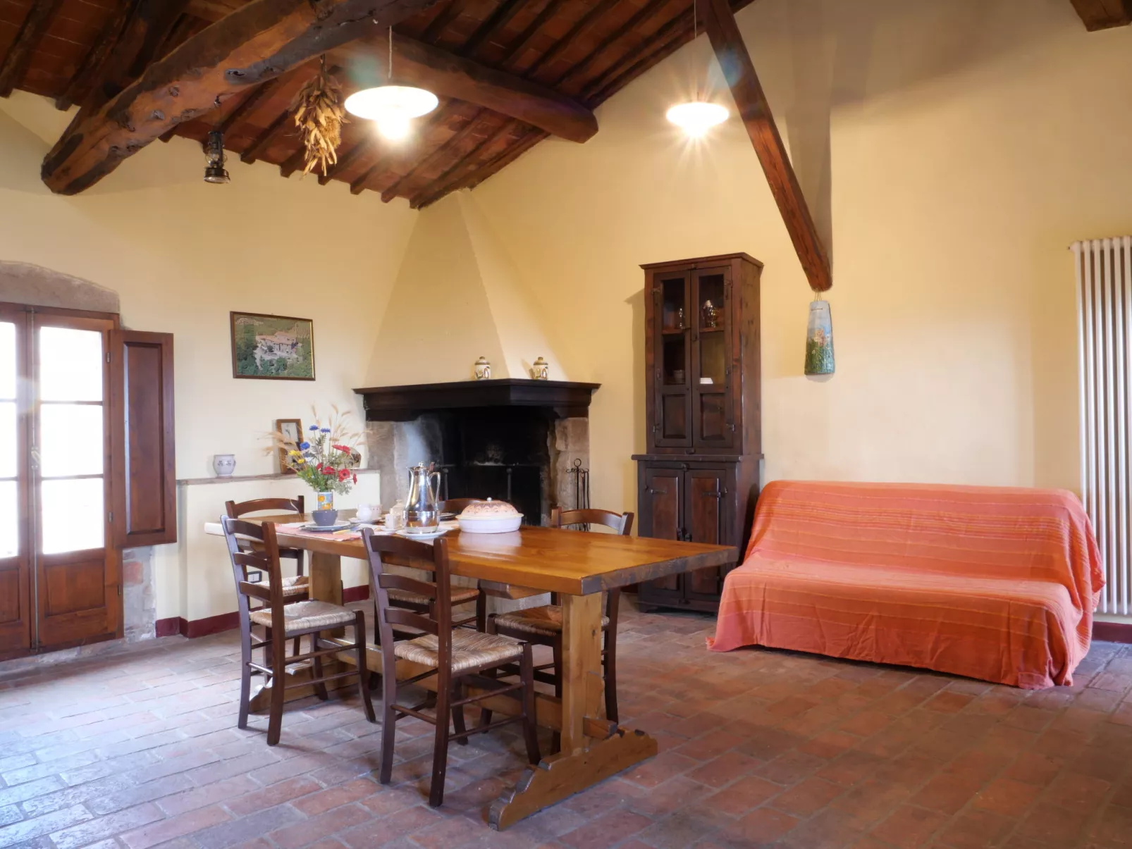 Torretta - Borgo la Civitella-Inside