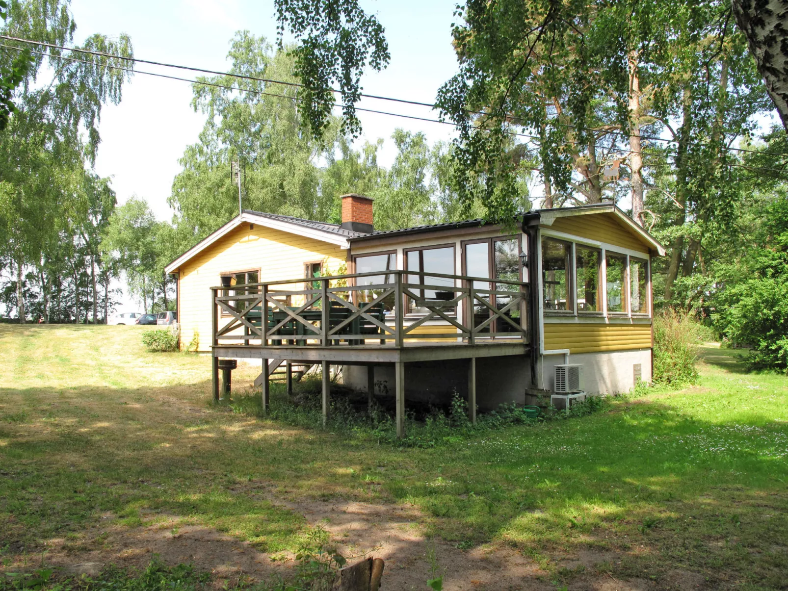 Kjuge Gula Huset-Outside