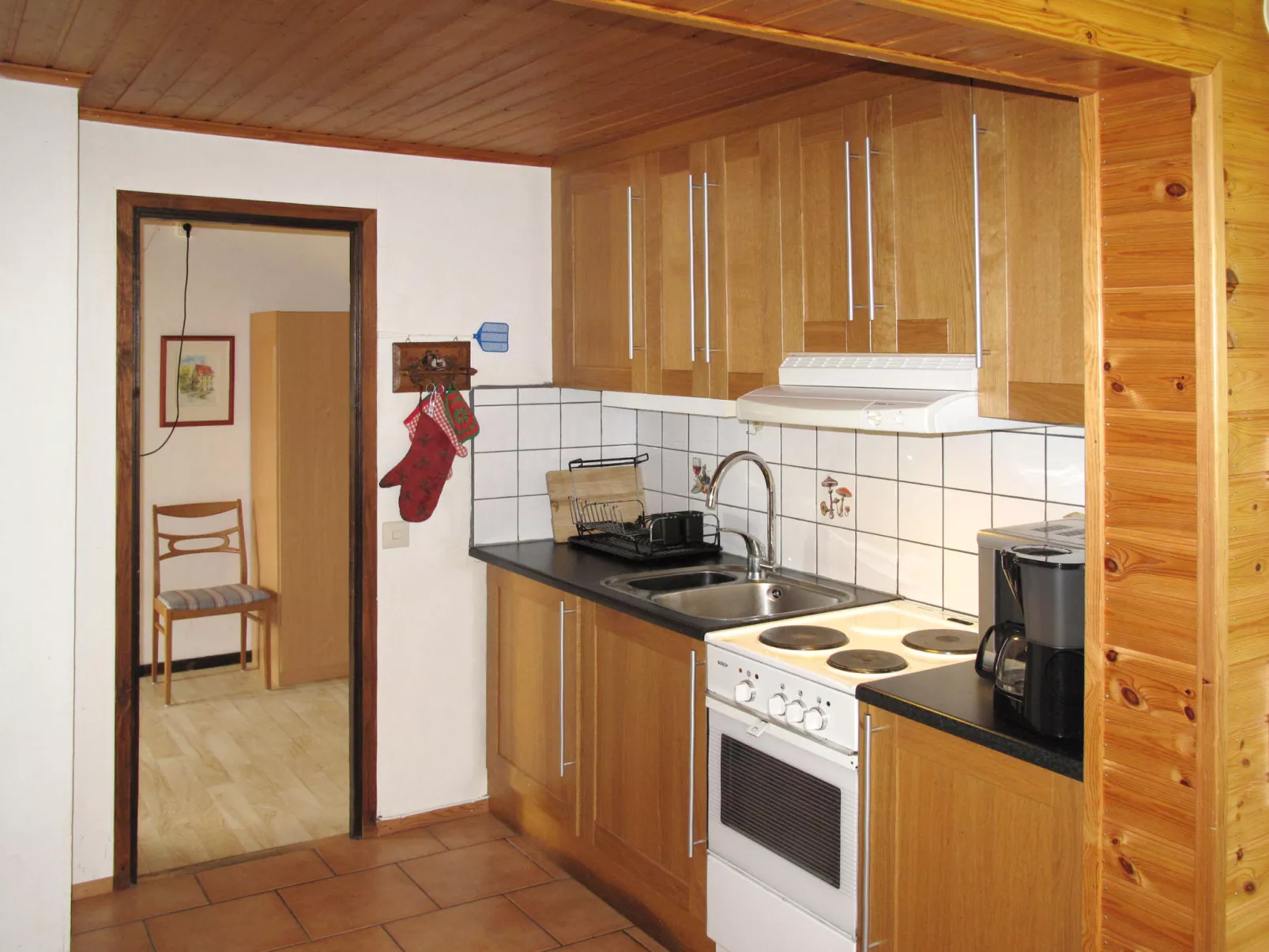 Kjuge Gula Huset-Inside