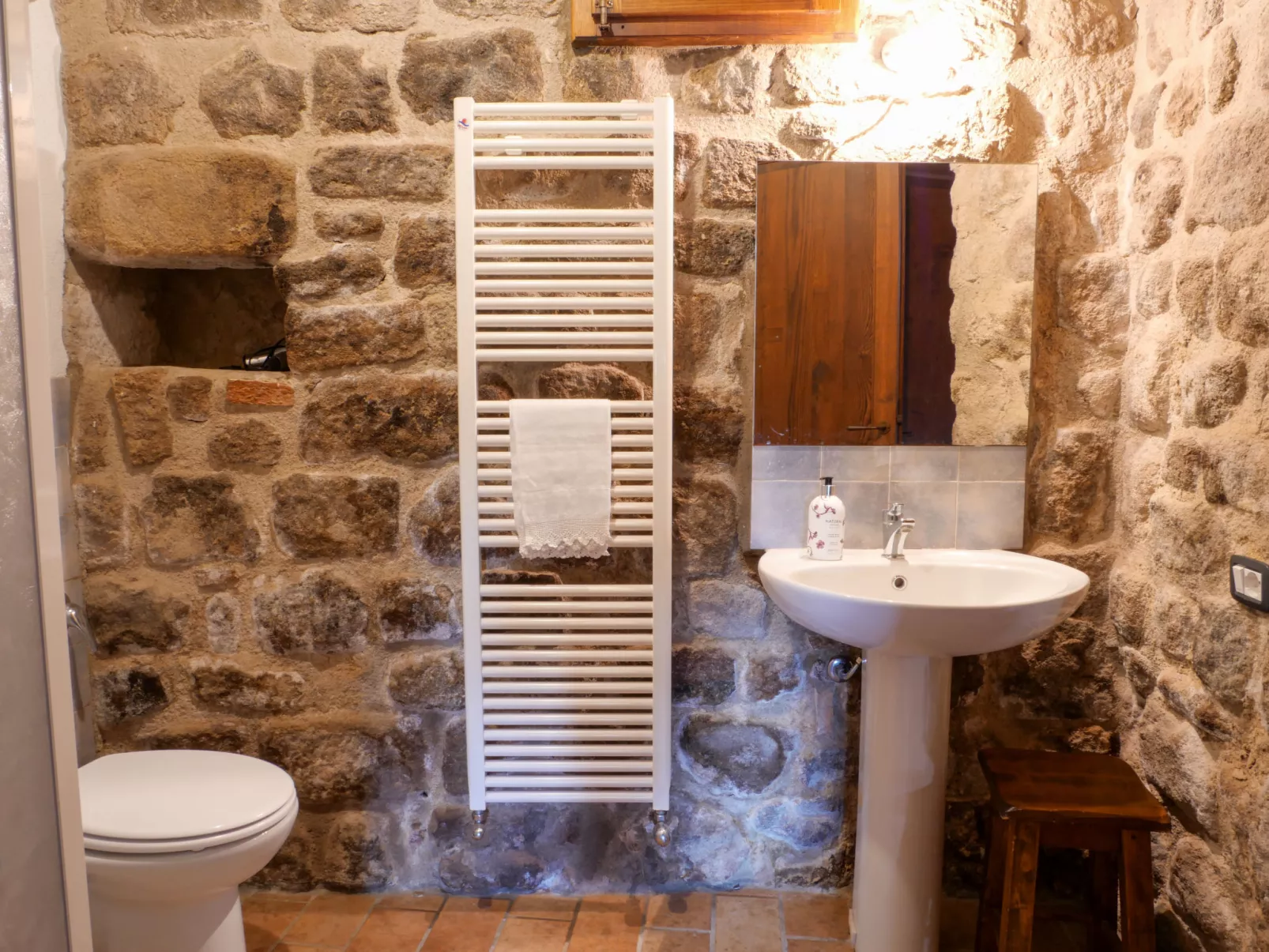 Nobile - Borgo la Civitella-Inside