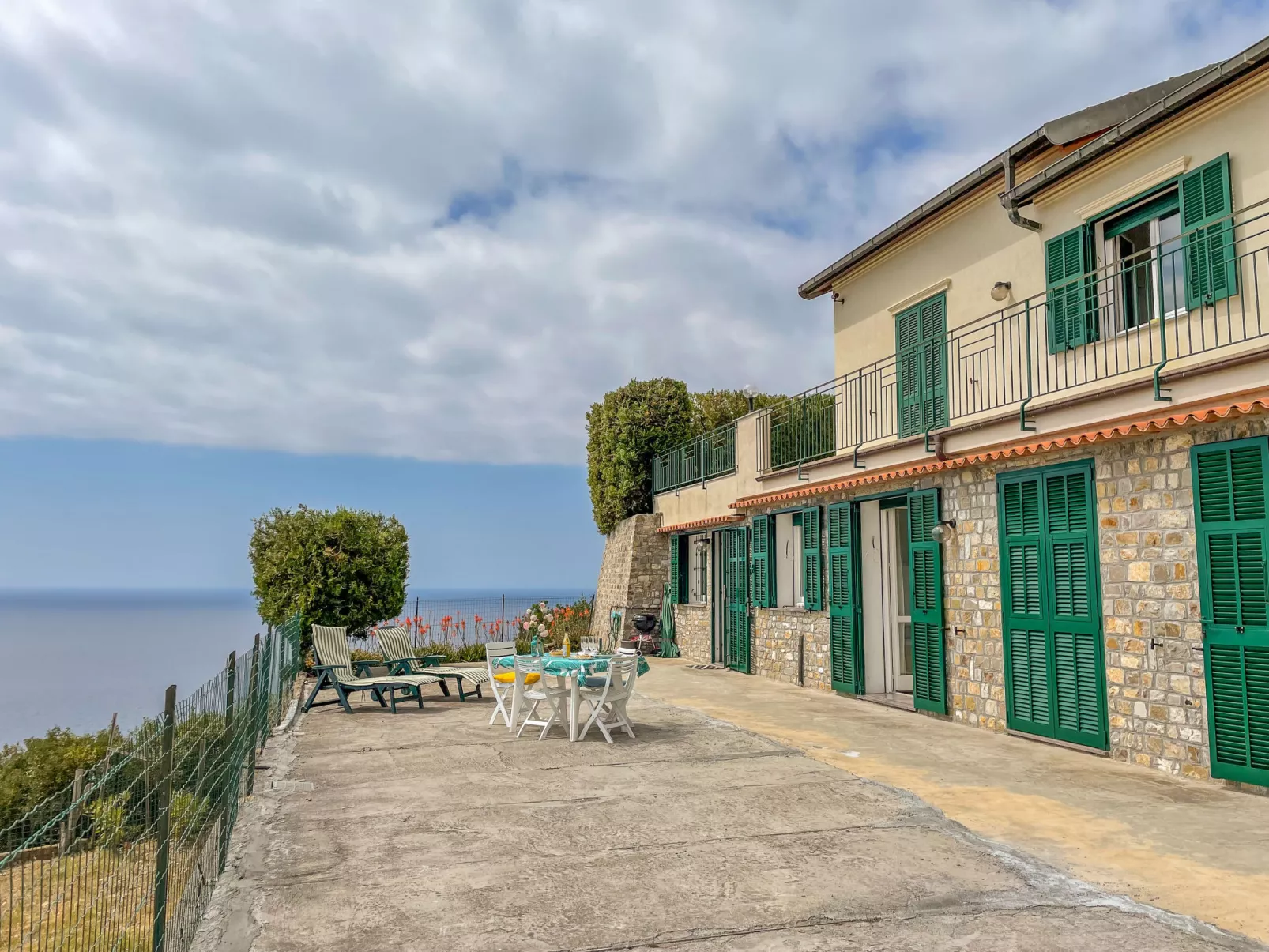 Villa Panoramica-Outside