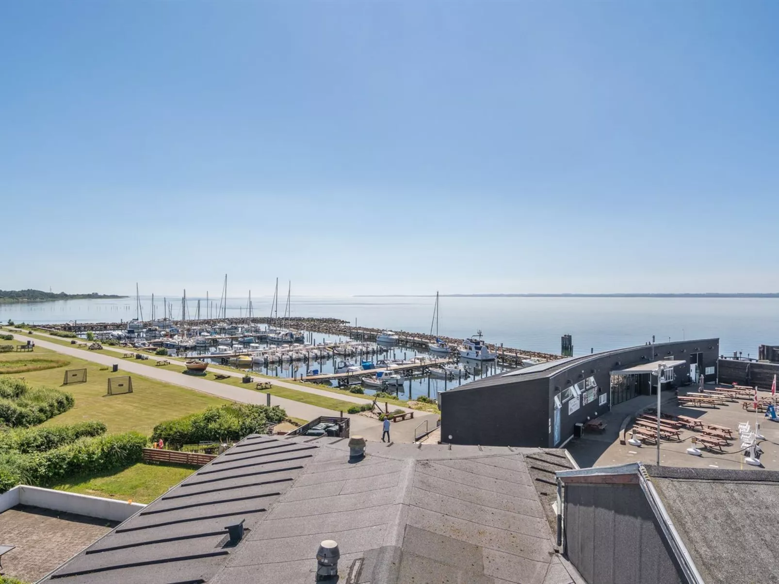 "Axlan" - 50m from the sea-Outside