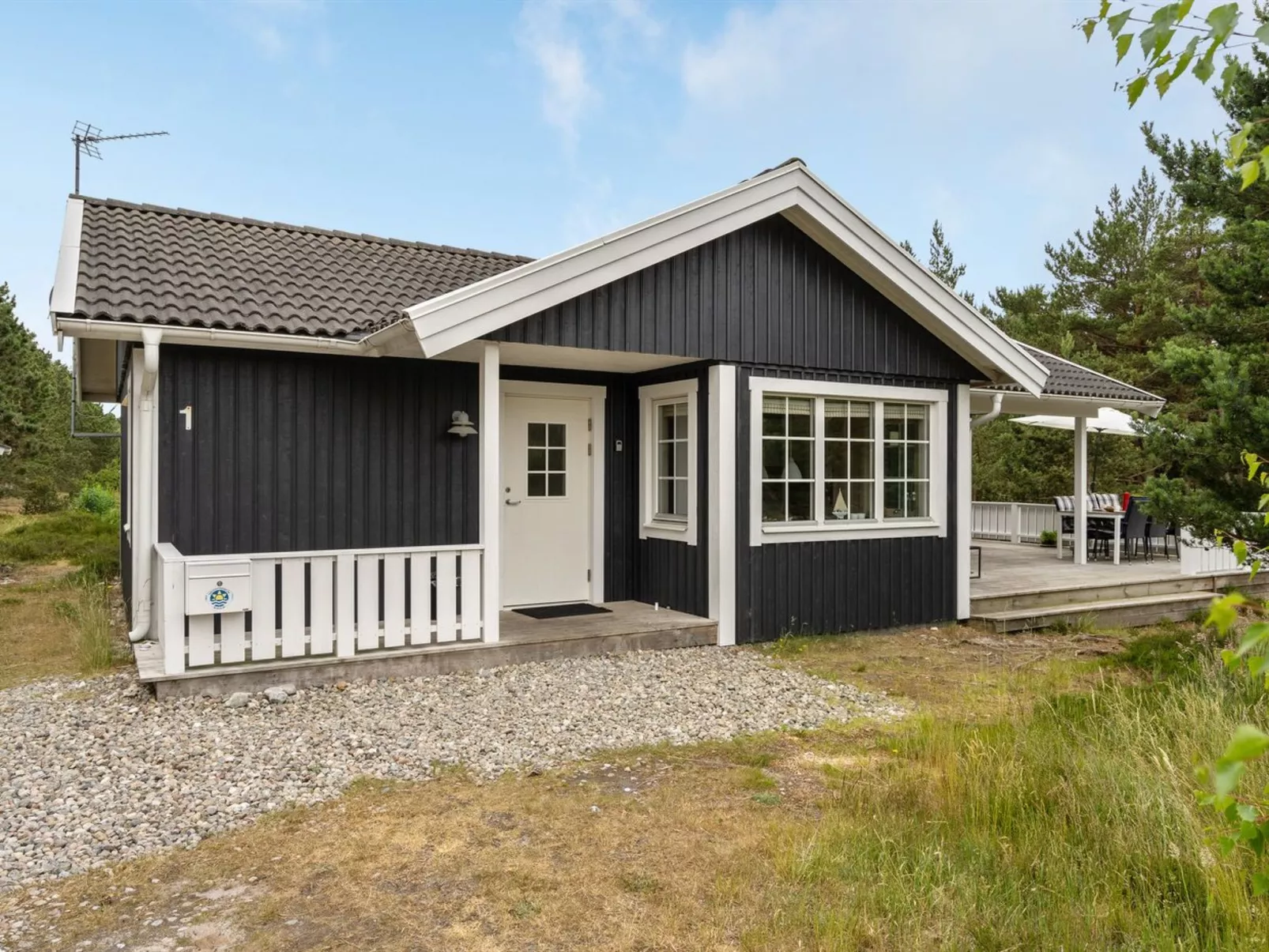 "Syrine" - 300m from the sea-Outside