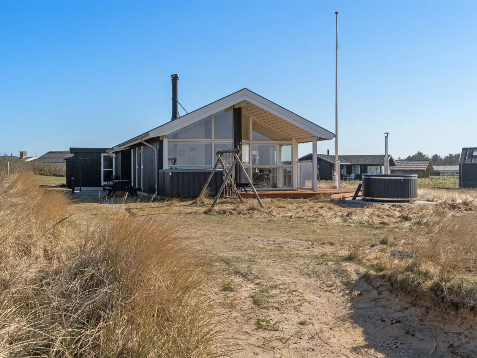 "Ulf" - 100m from the sea-Outside