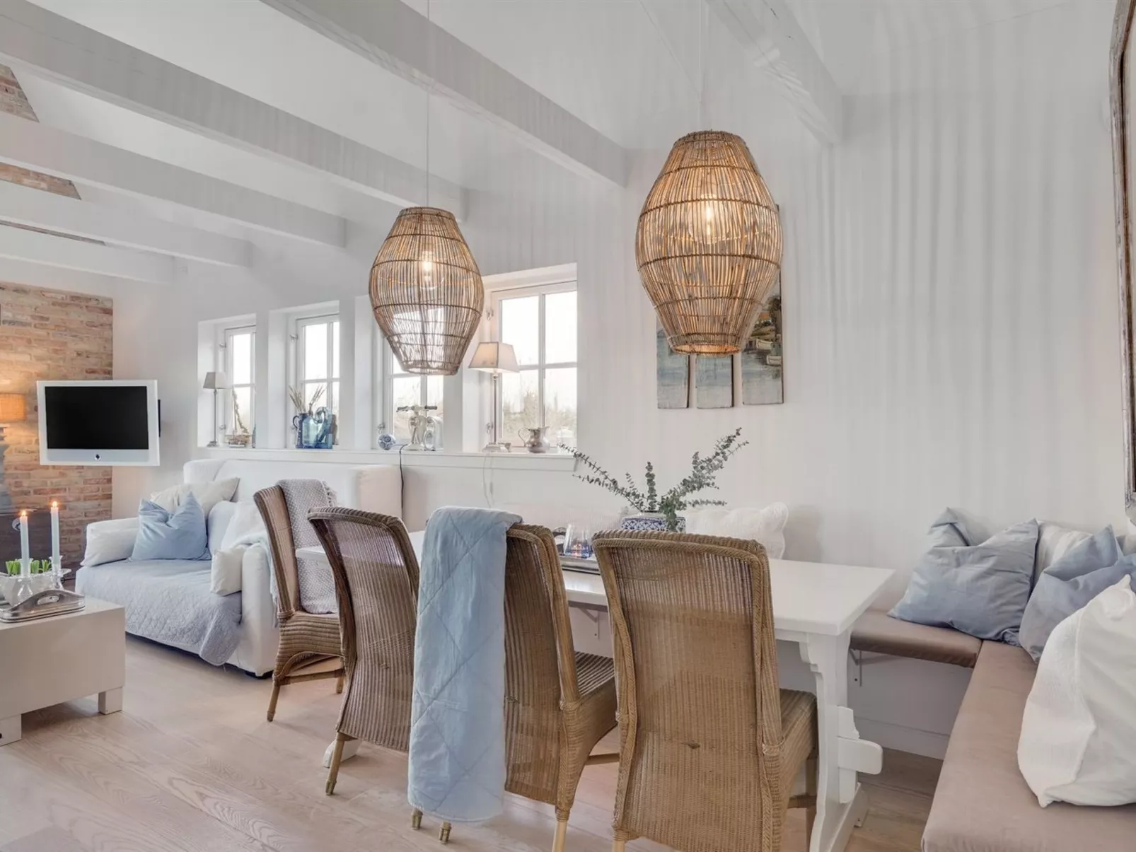 "Laura" - 1km from the sea-Inside