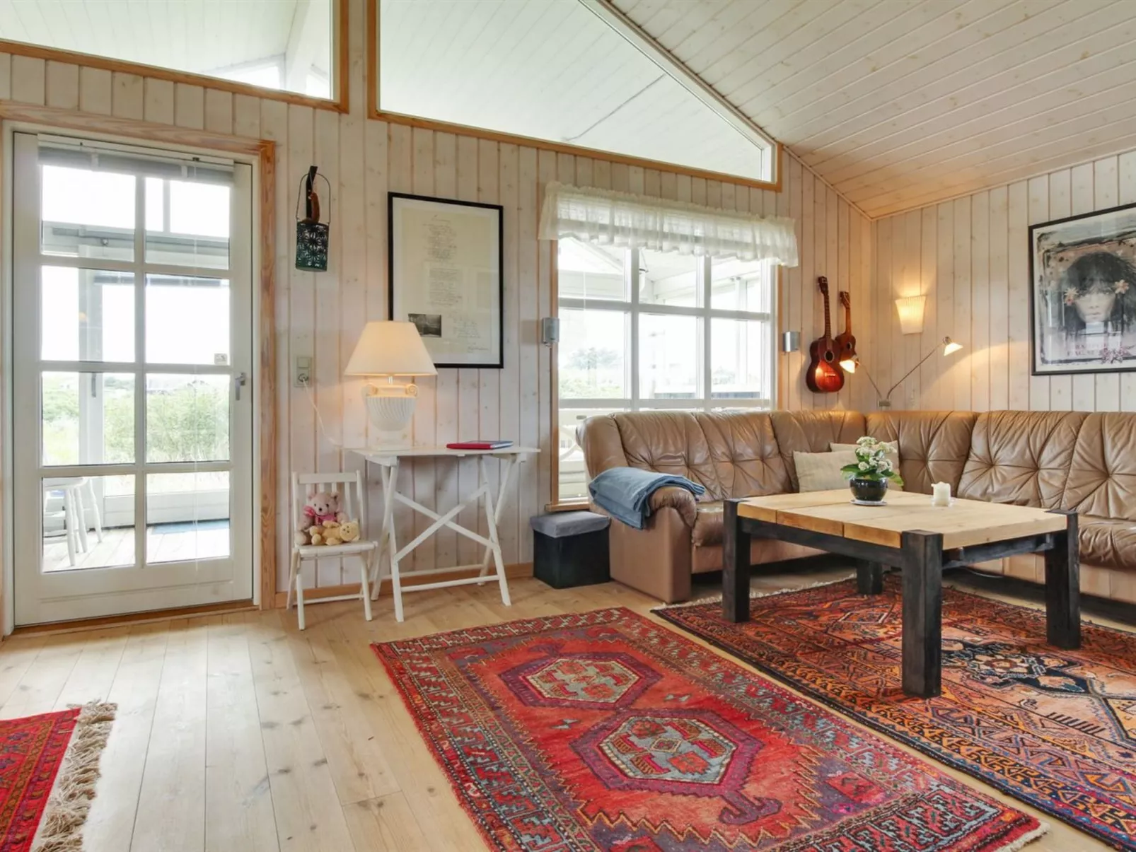"Jerker" - 400m from the sea-Inside