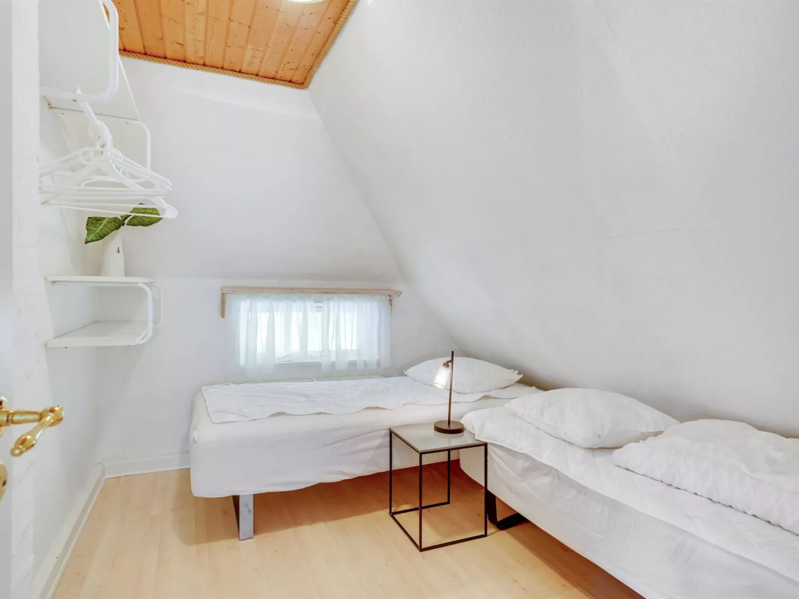 "Sirkku" - 320m from the sea-Inside
