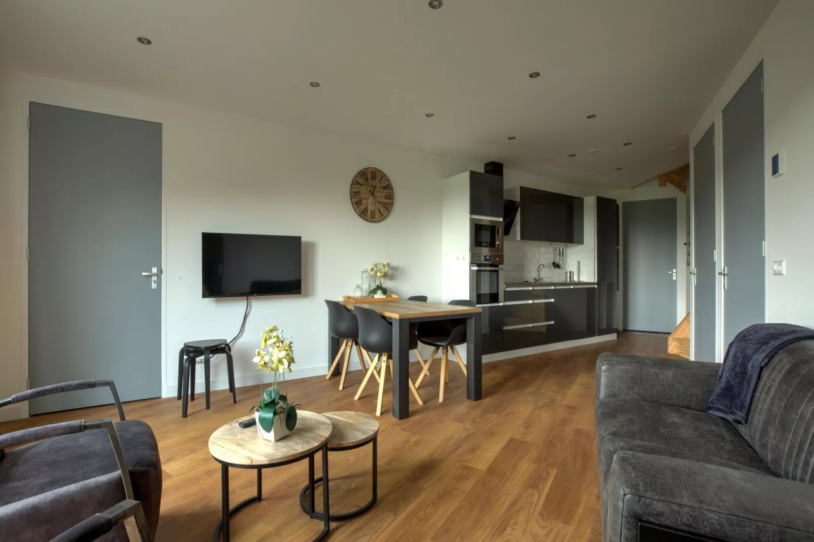 NR 4-Living room