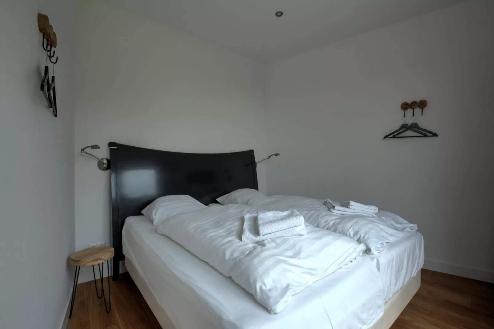 NR 4-Bedroom