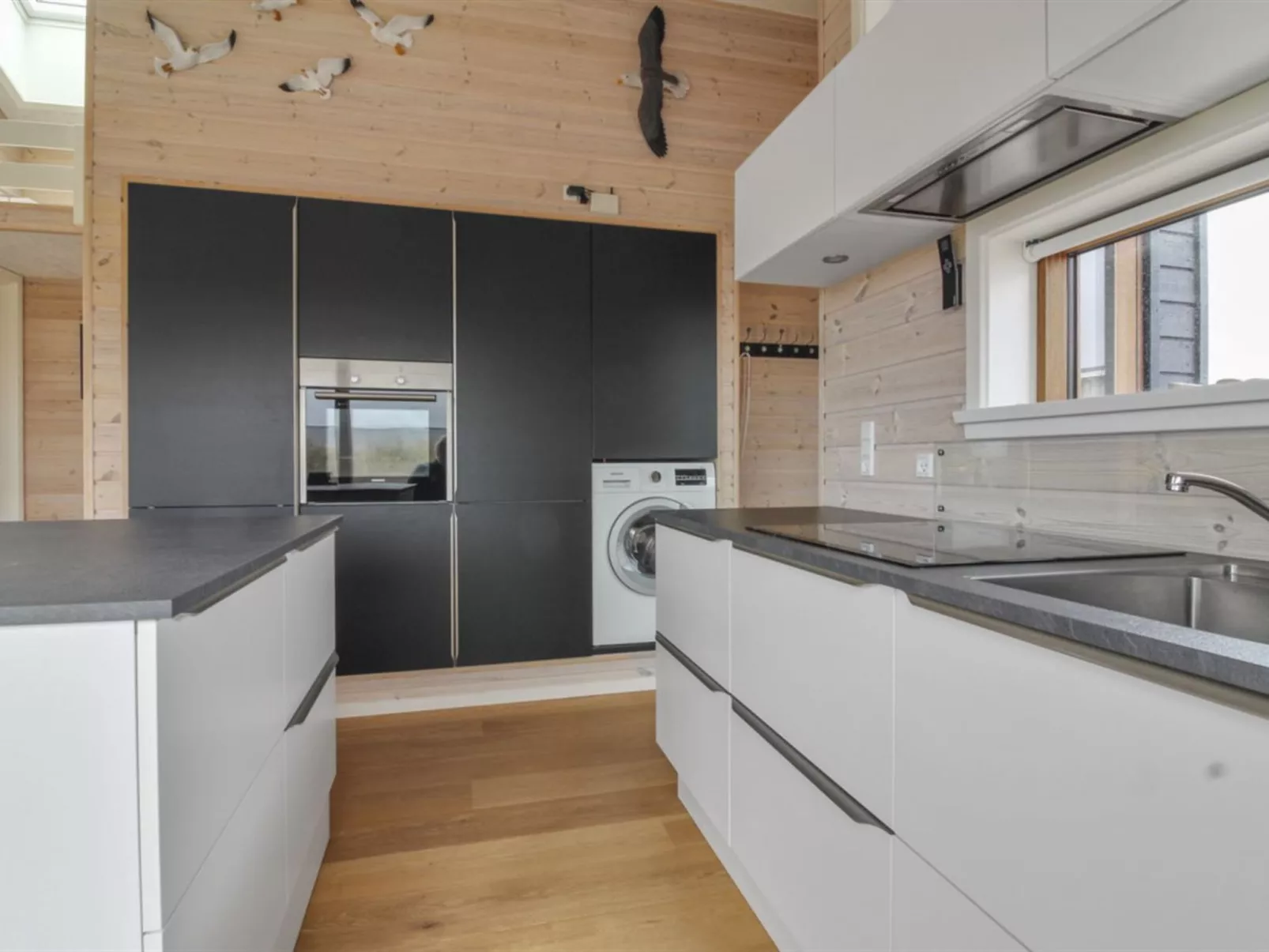 "Tuire" - 250m from the sea-Inside