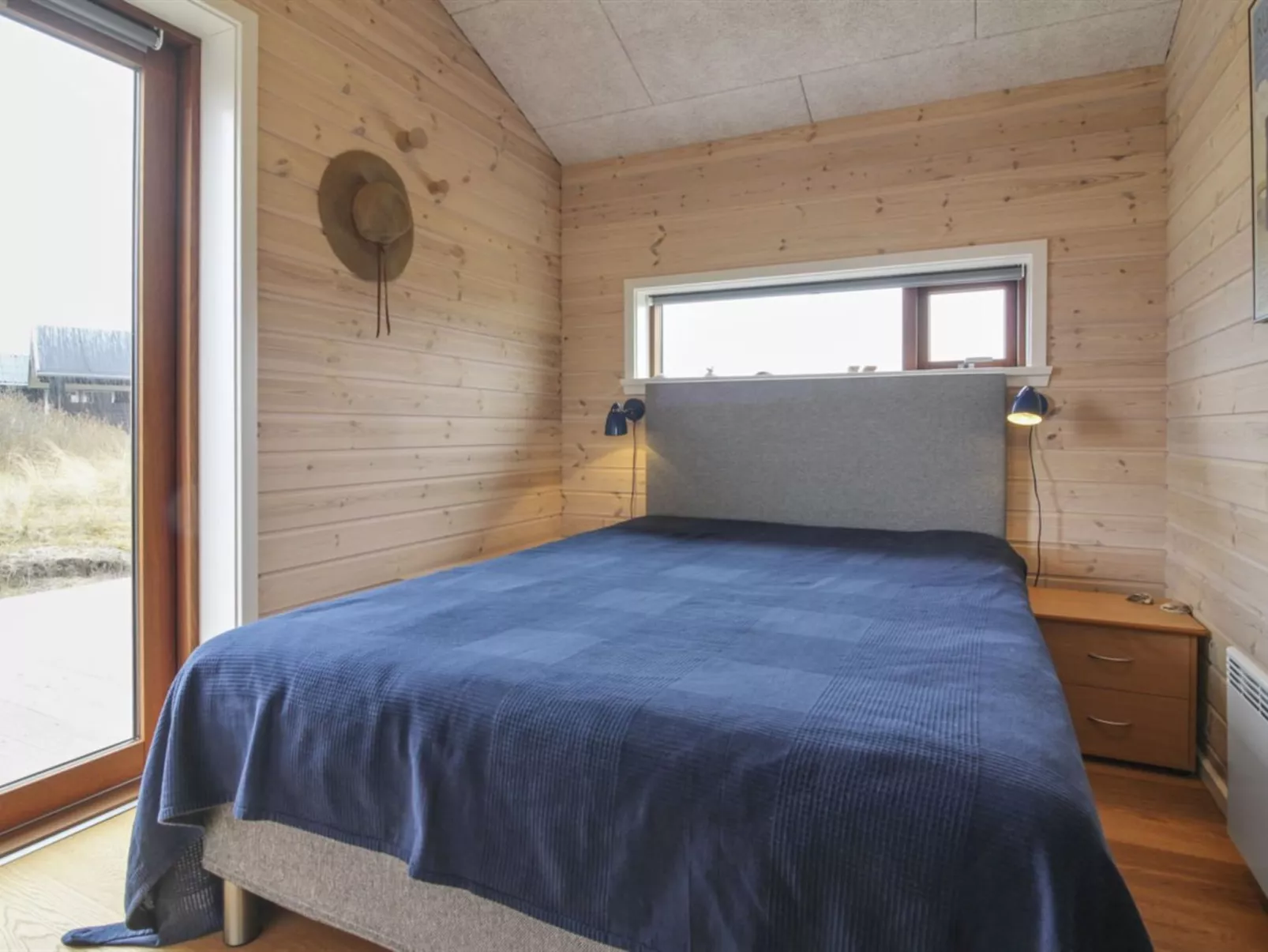 "Tuire" - 250m from the sea-Inside