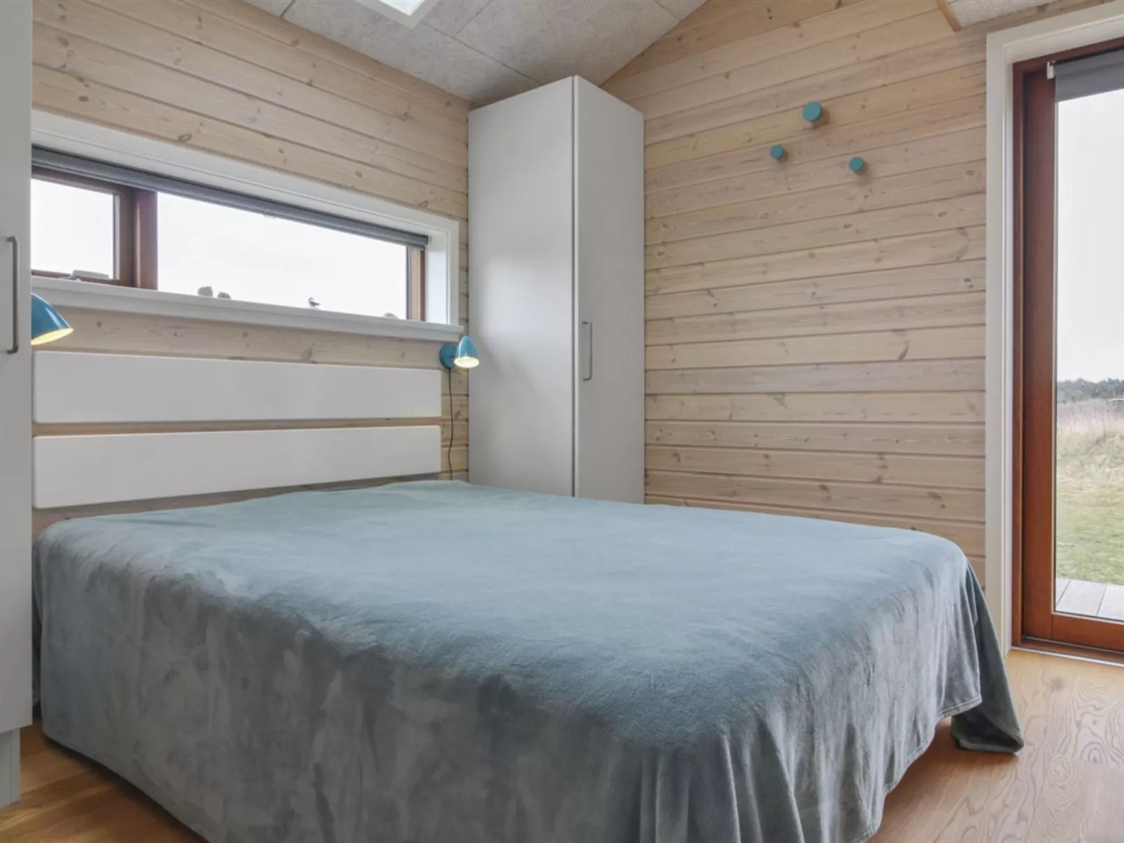 "Tuire" - 250m from the sea-Inside