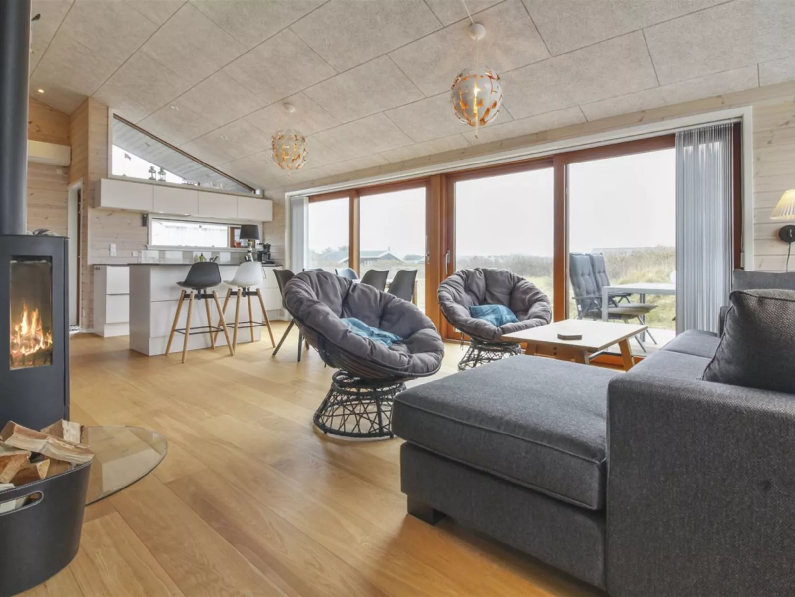 "Tuire" - 250m from the sea-Inside