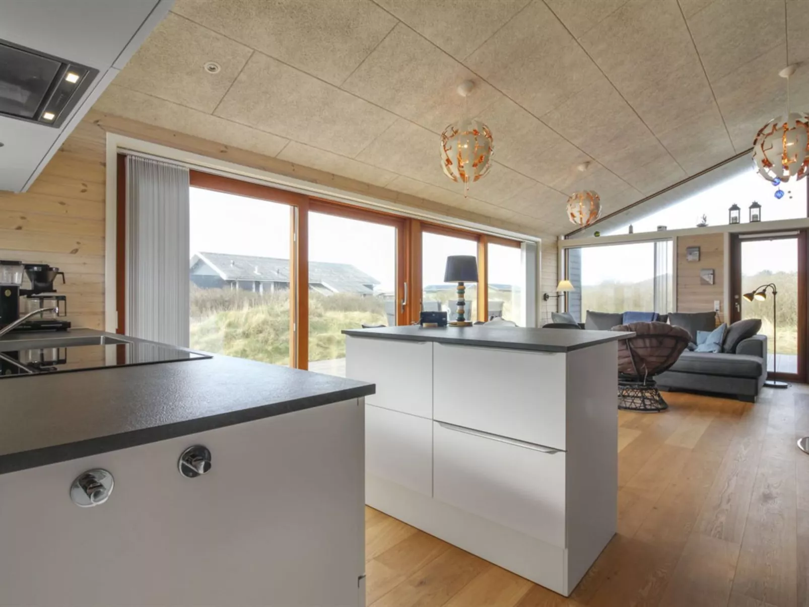 "Tuire" - 250m from the sea-Inside