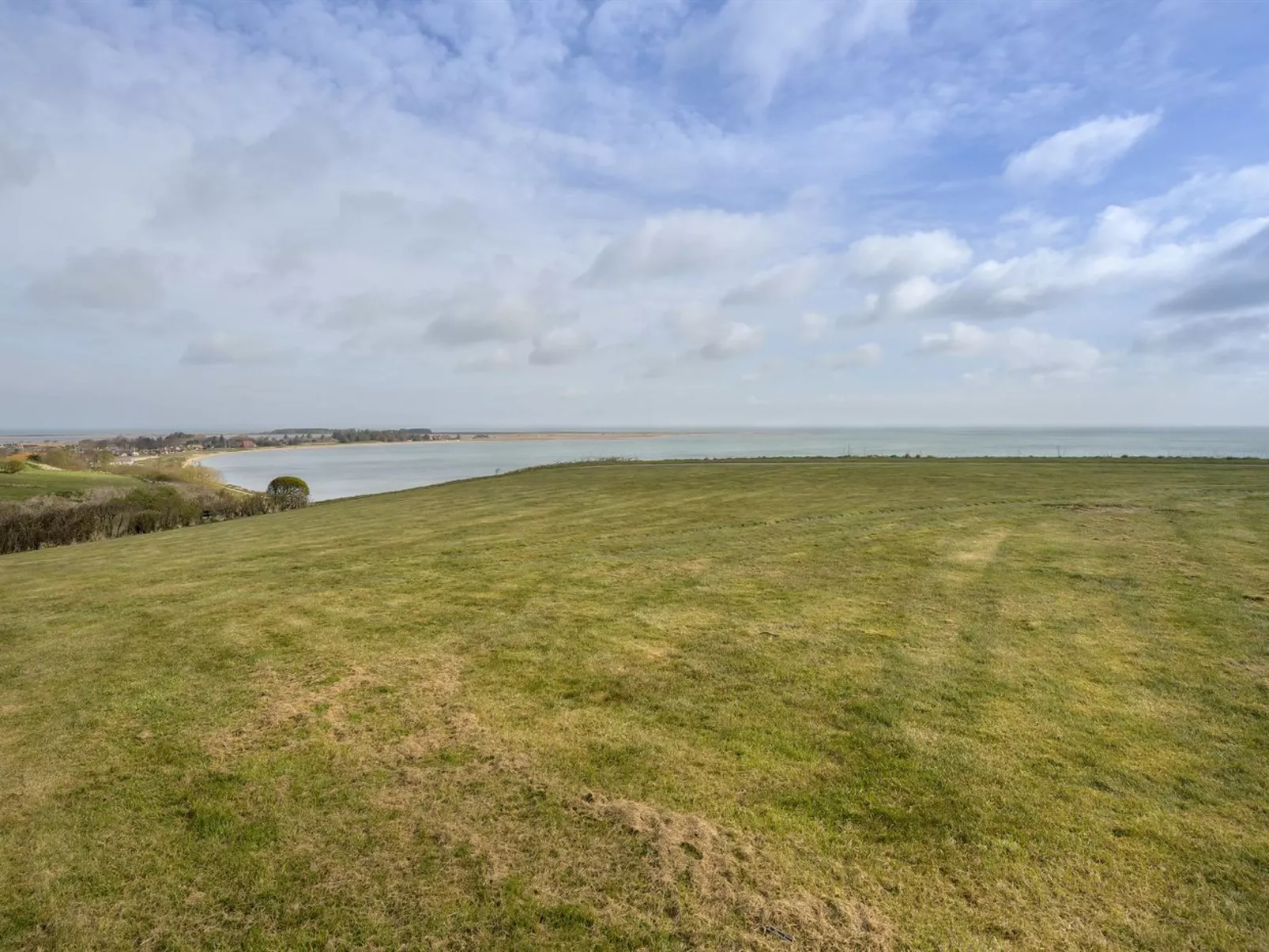"Rajna" - 95m to the inlet-Outside